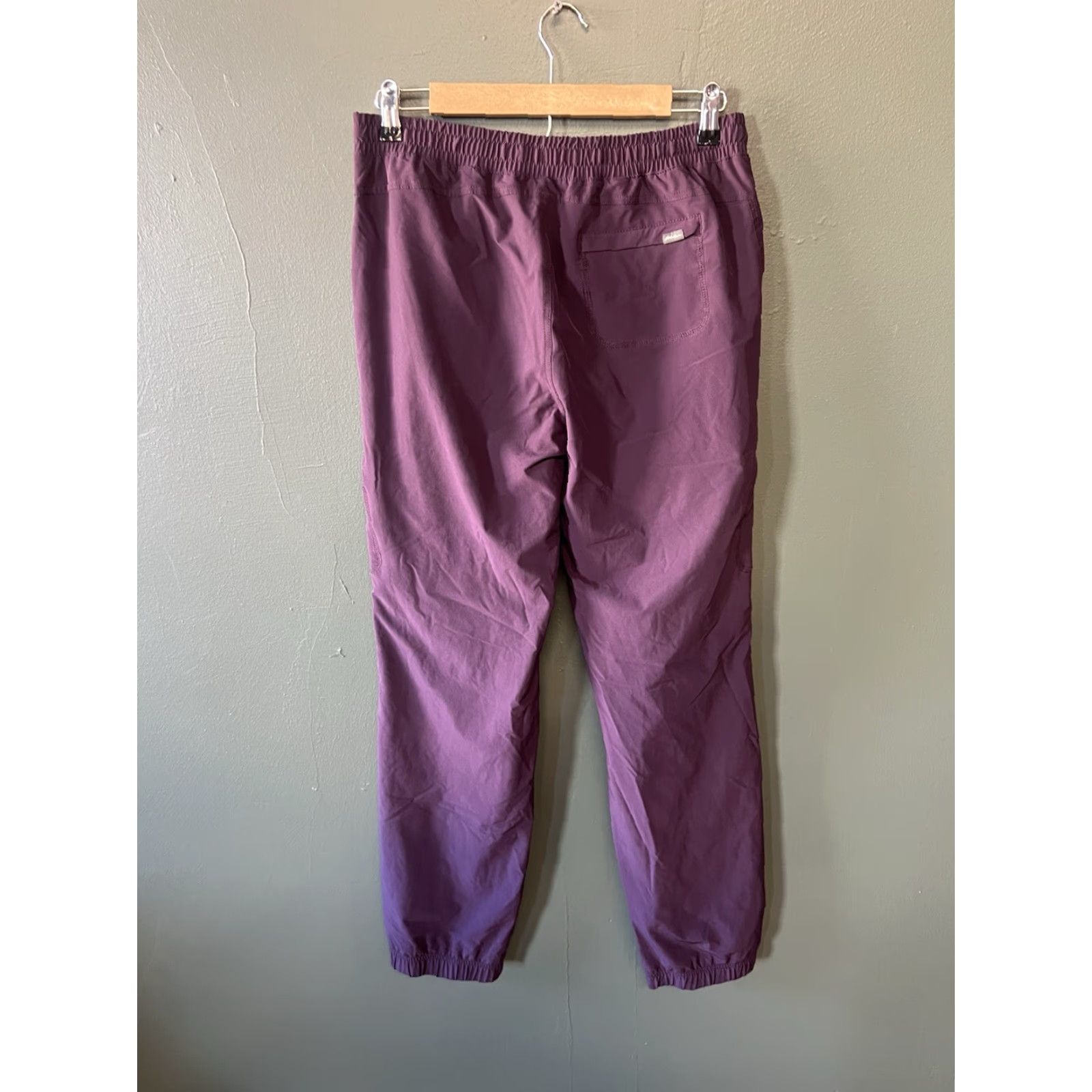 Eddie Bauer VINTAGE Eddie Bauer Womens Purple Outdoor Hiking Lined Jogger Pants 4 Purple Jogger Womens Size 4 Size 27" / US 4 / IT 40 - 2 Thumbnail