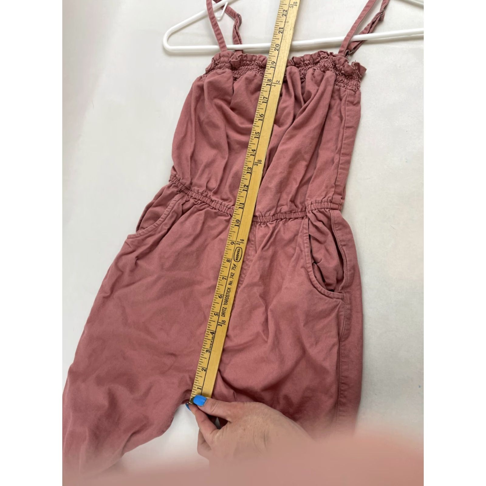 Abercrombie & Fitch Abercrombie & Fitch Jumpsuit Women Size 13/14 Pink Sleeveless One-Piece Casual Modern Size 34" / US 12 / IT 48 - 6 Thumbnail
