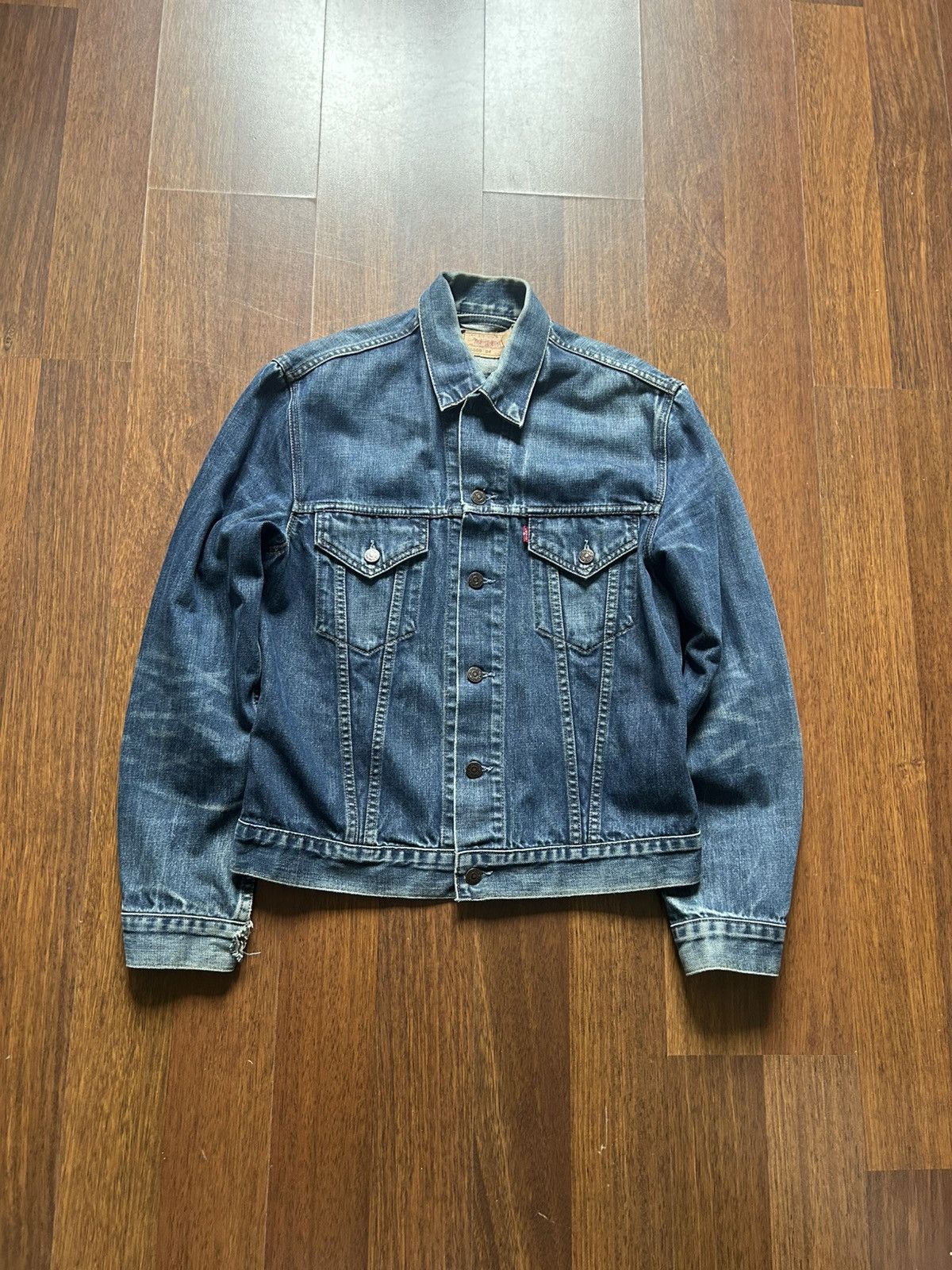 Levi's Vintage Levis 90s Faded Denim Jacket Streetwear Y2K Men’s Size US L / EU 52-54 / 3 - 8 Thumbnail