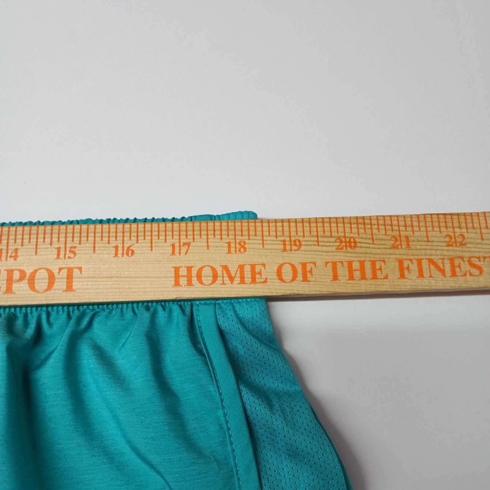 Nike Nike Women's Tempo Dri-FIT Mid-Rise Shorts Size XL Teal 3 In Size 36" / US 14 / IT 50 - 5 Thumbnail