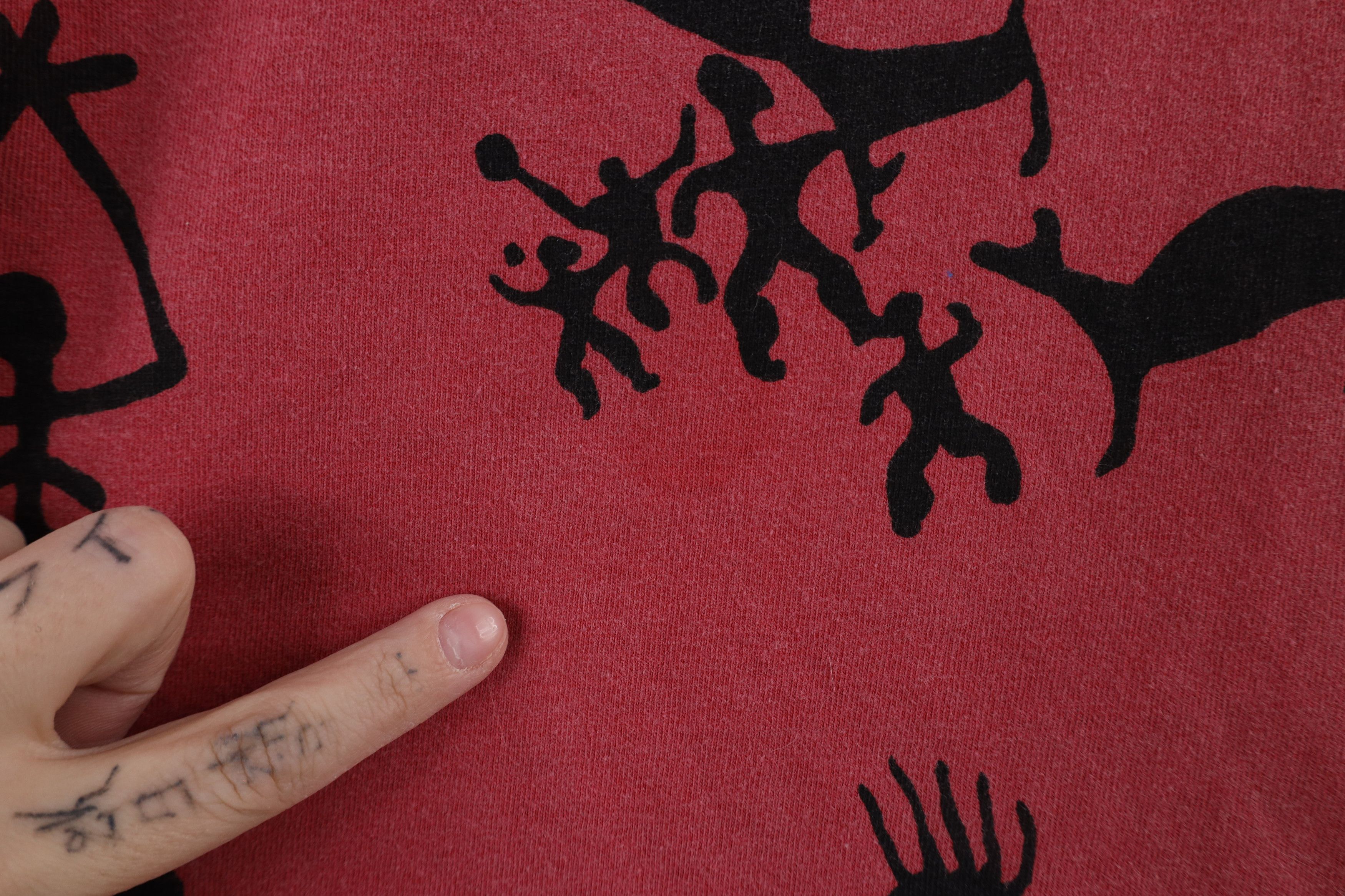 Vintage Vintage 90s Streetwear Rock Cave Art Long Sleeve T-Shirt Size US M / EU 48-50 / 2 - 7 Thumbnail