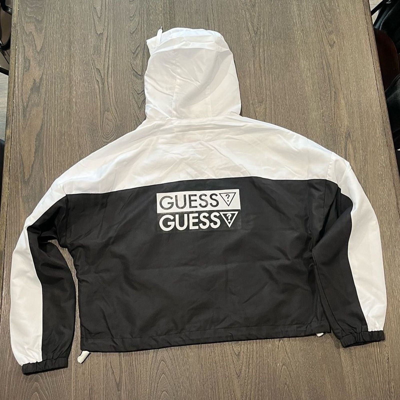 Guess NWOT Guess Black White Cropped Windbreaker Raincoat Size M / US 6-8 / IT 42-44 - 10 Thumbnail