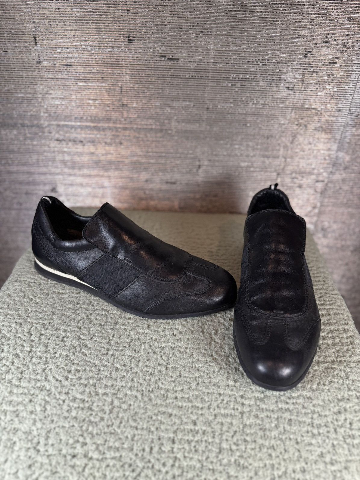 Gucci Gucci Leather Slip on Sneakers Size US 10.5 / EU 43-44 - 1 Thumbnail