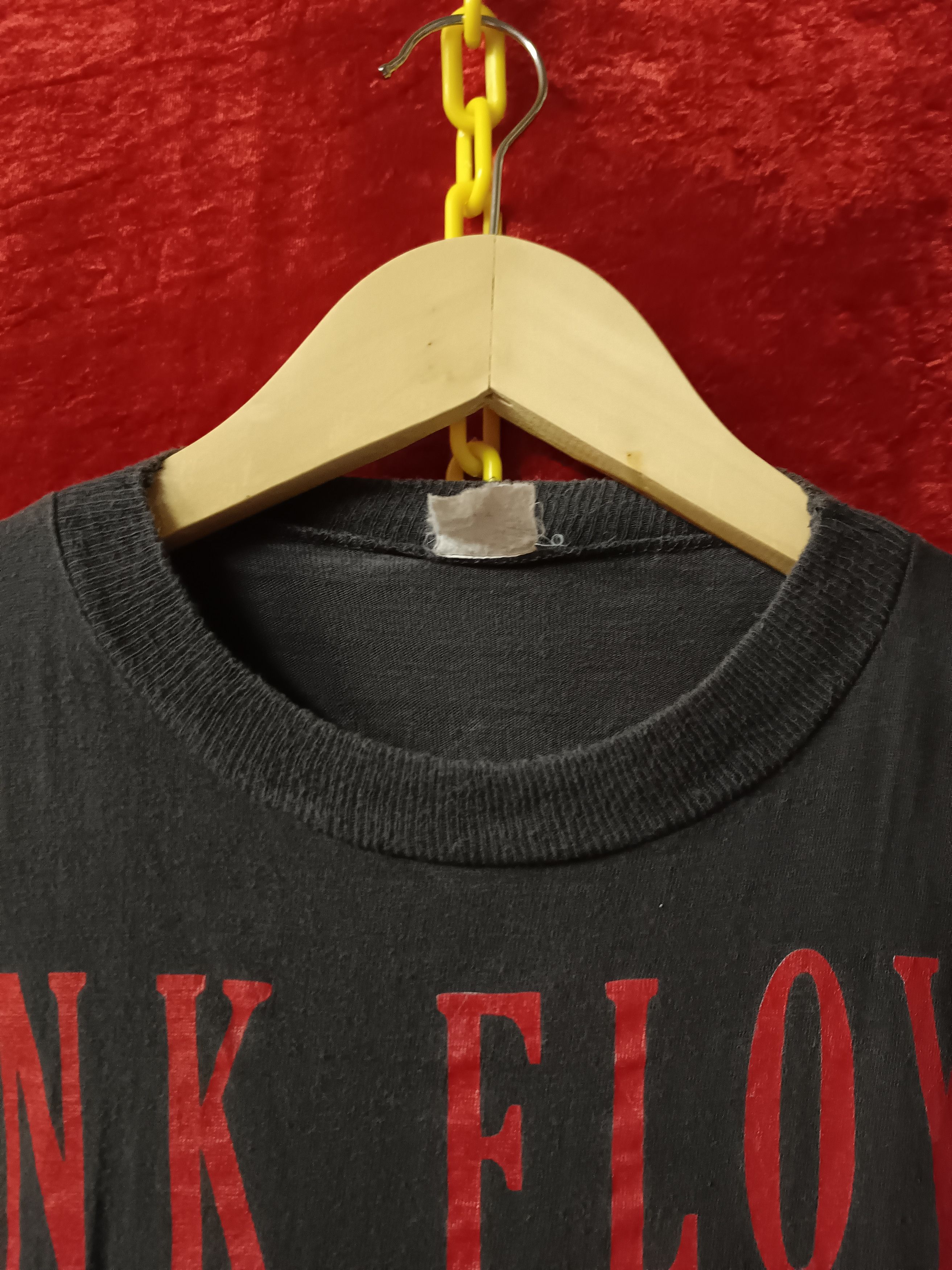 Pink Floyd 80s Psychedelic Rock Band Tee Size US M / EU 48-50 / 2 - 18 Thumbnail