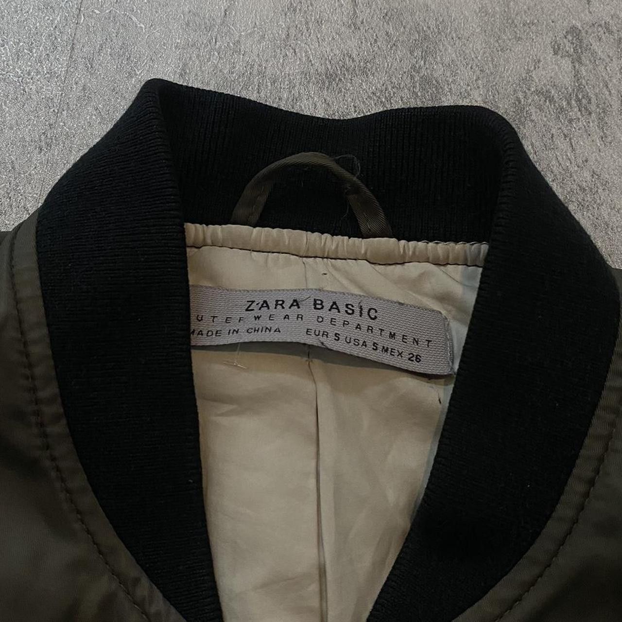 Zara Khaki green bomber jacket with black accents Size US S / EU 44-46 / 1 - 4 Thumbnail