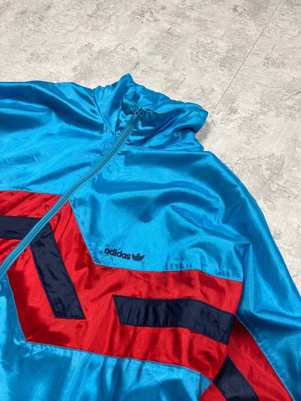 Adidas Vintage Adidas Track Jacket Windbreaker Y2K Size US L / EU 52-54 / 3 - 5 Thumbnail