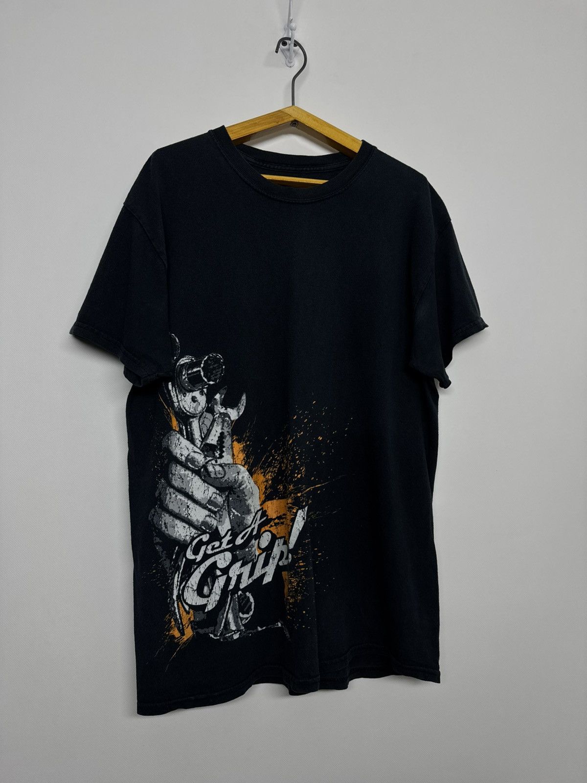 Vintage New Snap On Tool Classic Chrome Garage Black & Orange Tshirt Size US M / EU 48-50 / 2 - 5 Thumbnail