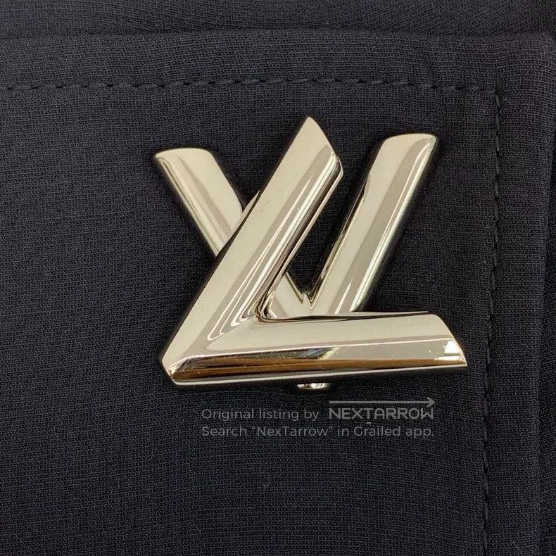 Louis Vuitton Louis Vuitton Long Sleeve Dress with Black logo Metallic B Size XS / US 0-2 / IT 36-38 - 6 Thumbnail