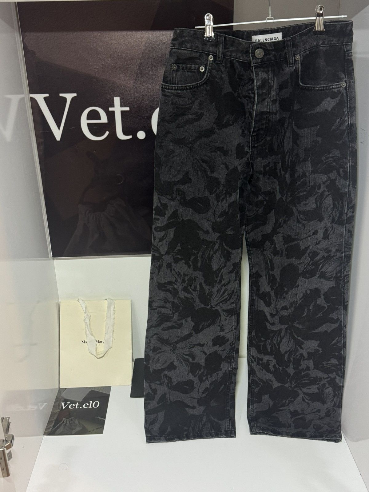 Balenciaga ✅Balenciaga floral denim jeans 28 Size 28" / US 6 / IT 42 - 1 Thumbnail