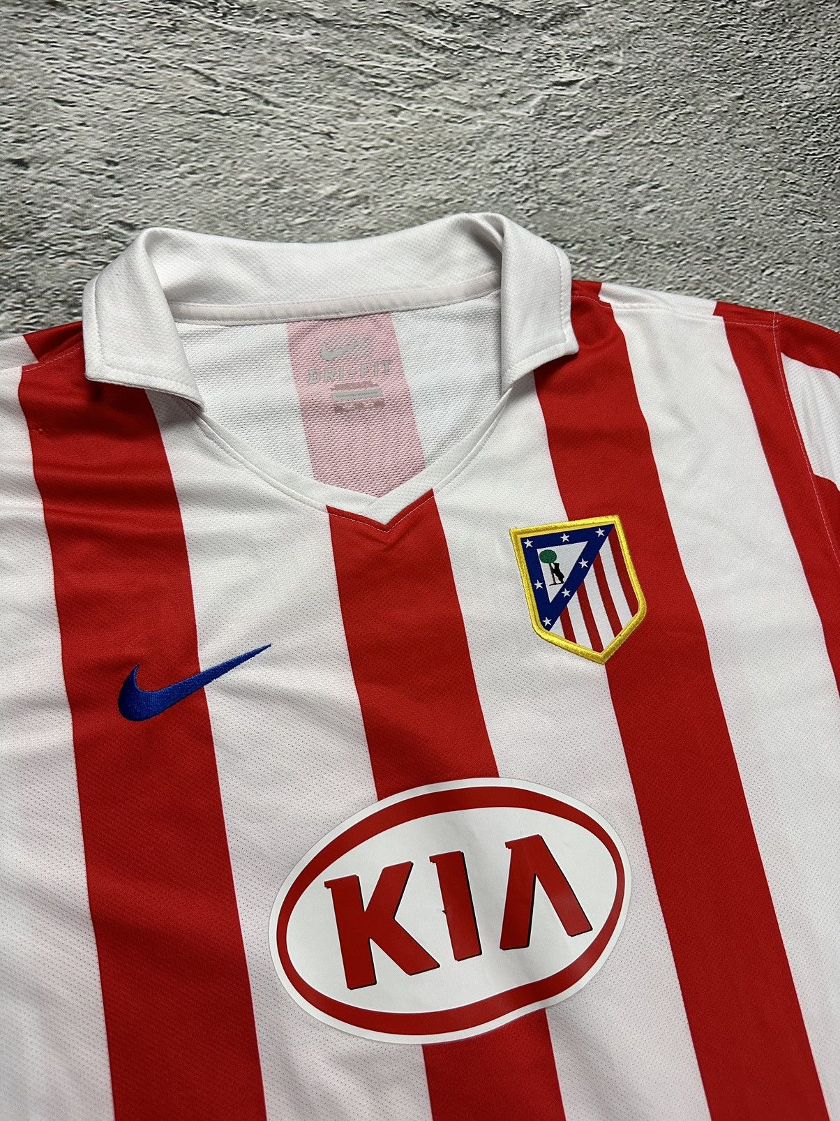 Nike × Vintage Atletico Madrid vintage Nike Jersey Kia 2010 2011 red Size US XXL / EU 58 / 5 - 2 Thumbnail