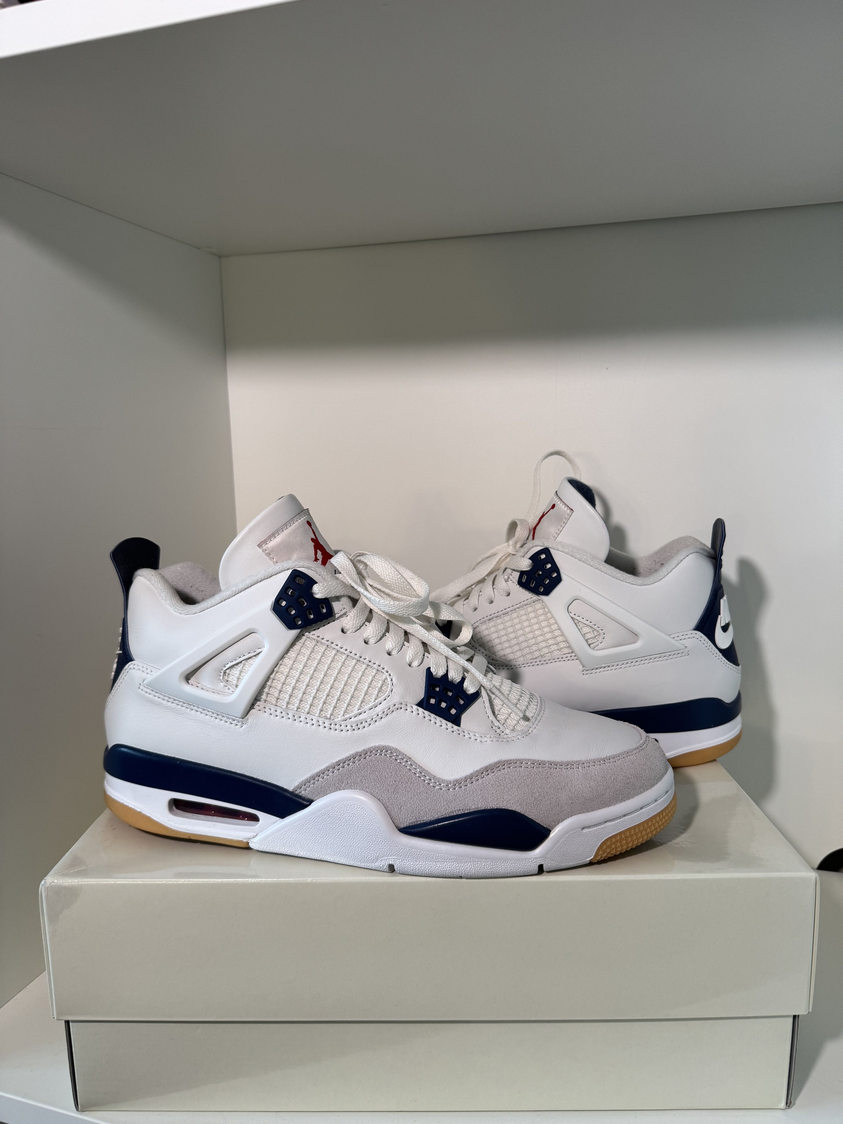 Jordan Brand Jordan 4 SB Navy Size US 12 / EU 45 - 1 Thumbnail