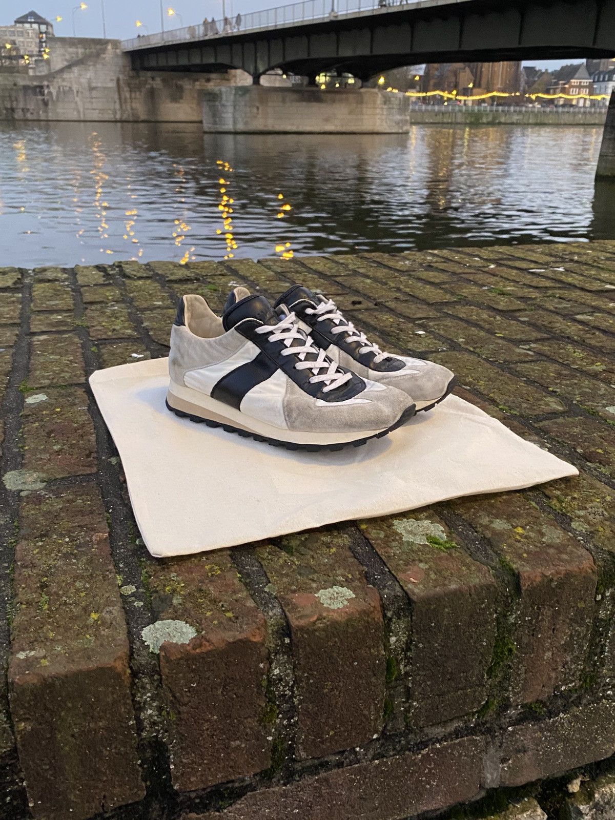 Maison Margiela OG maison margiela runner low sneakers x archive clothing Size US 9 / EU 42 - 5 Thumbnail
