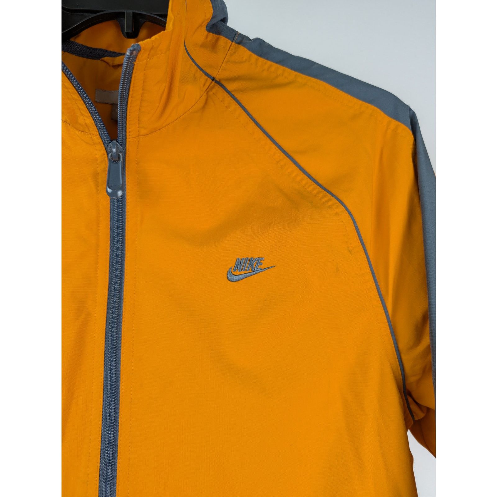 Nike o1rshd1 Vintage Nike Collared Windbreaker Jacket in orange Size US M / EU 48-50 / 2 - 7 Thumbnail