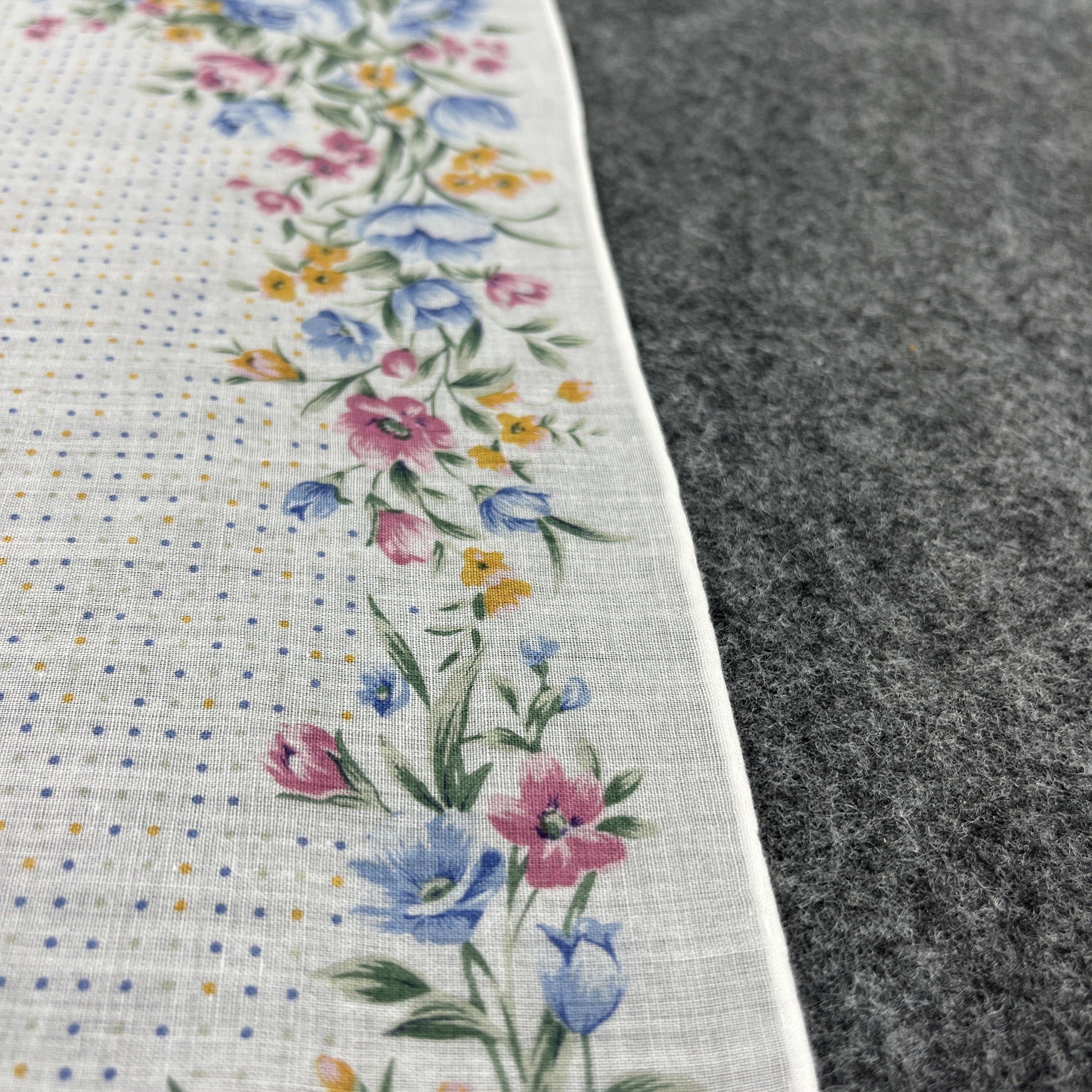 Vintage Yves Saint Laurent Handkerchief / Bandana B169 Size ONE SIZE - 9 Thumbnail