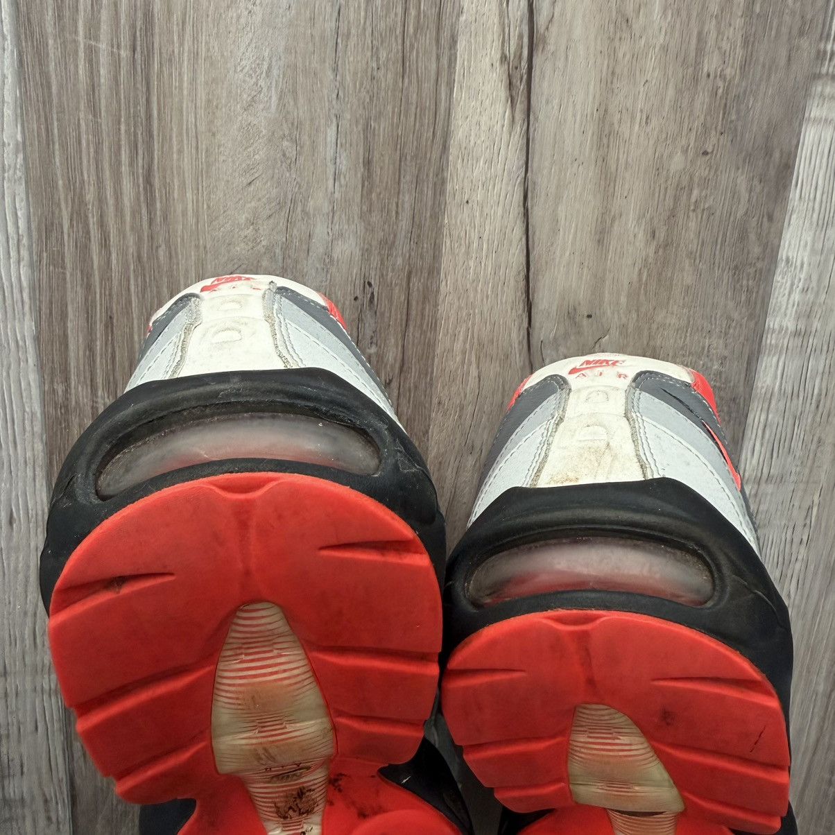 Nike NIKE • Air Max 95 "Bright Crimson Comet" (13M) Size US 13 / EU 46 - 8 Thumbnail