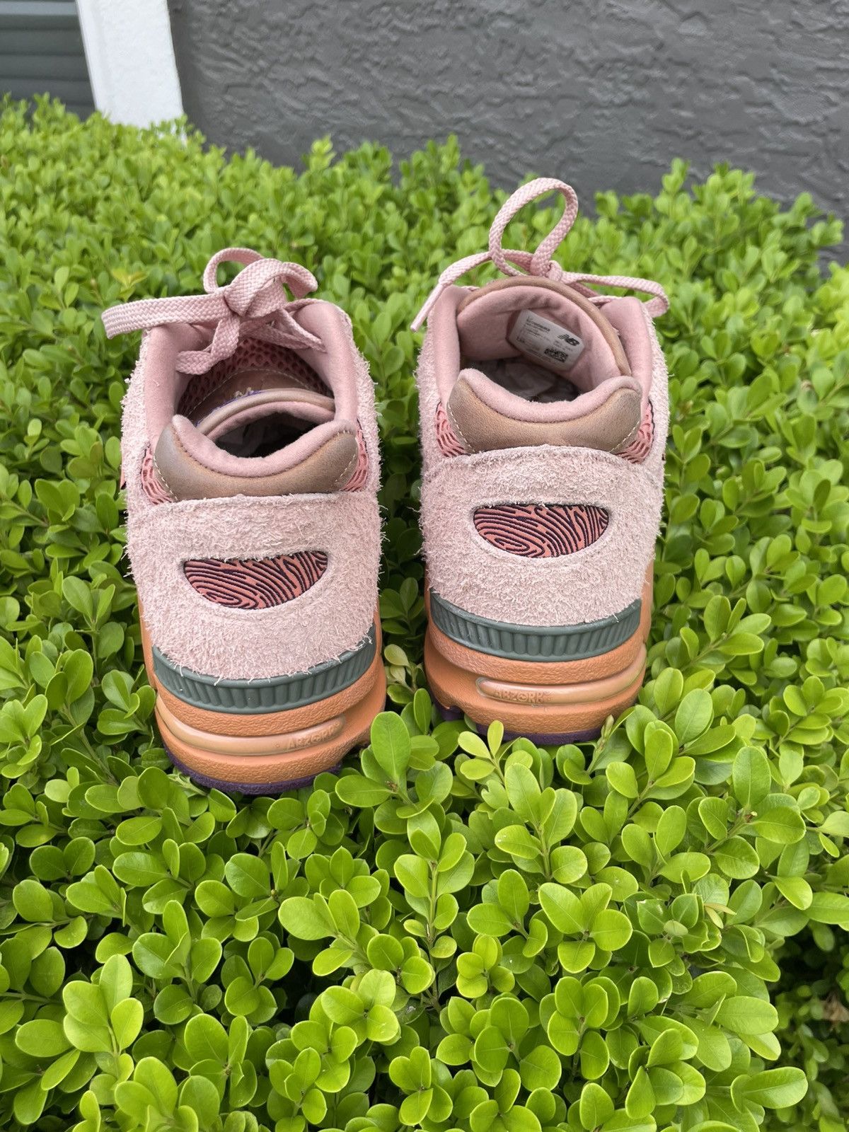 New Balance × Salehe Bembury Salehe Bembury x NB 990 Size US 11 / EU 44 - 5 Thumbnail
