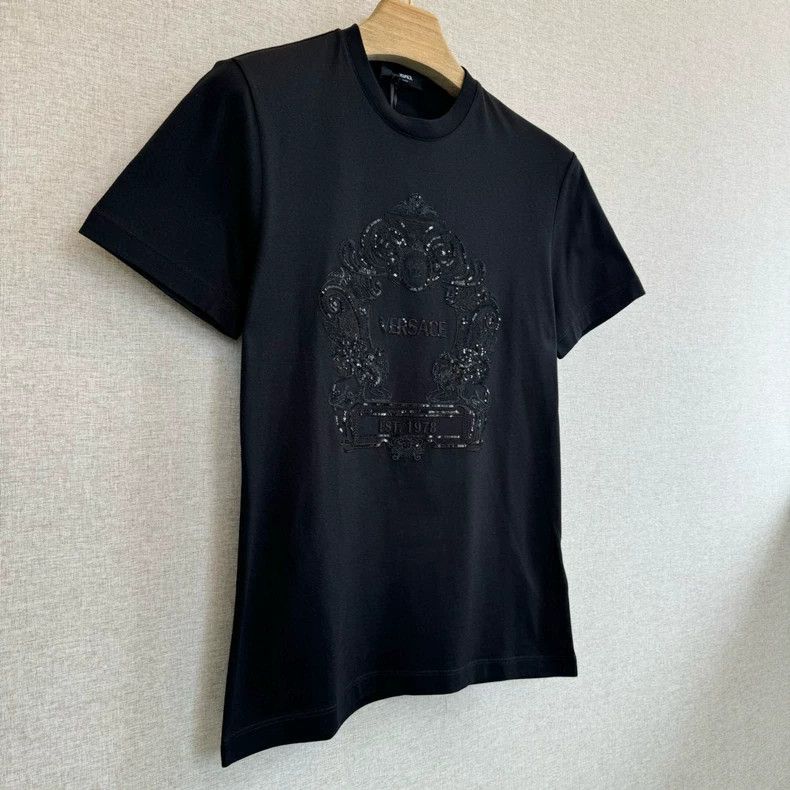 Versace Versace Heavy Industries embroidered black T-shirt Size US M / EU 48-50 / 2 - 8 Thumbnail