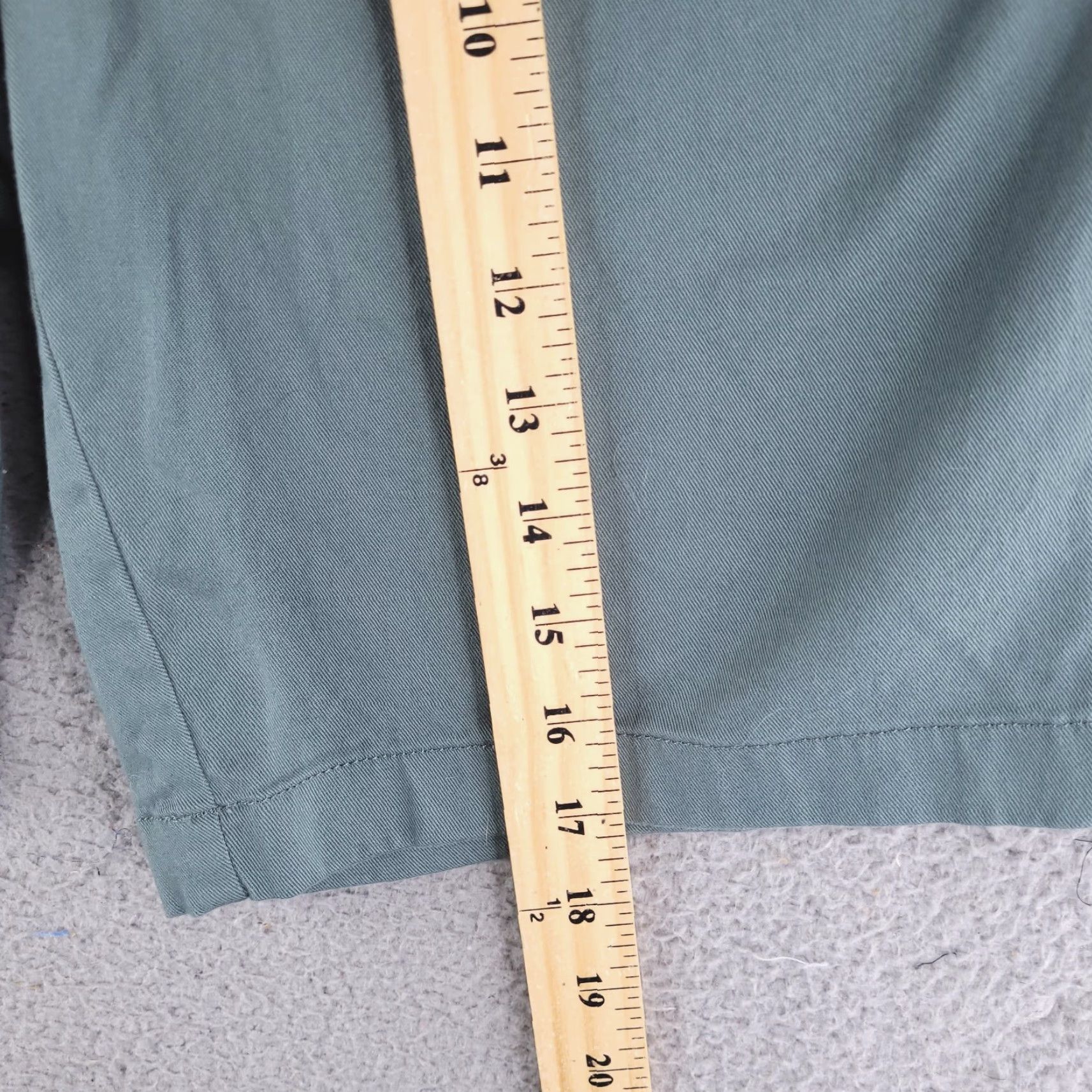 J.Crew J.CREW Shorts Mens 30 Green Casual Cotton Chino 9" Inseam Size US 30 / EU 46 - 4 Thumbnail