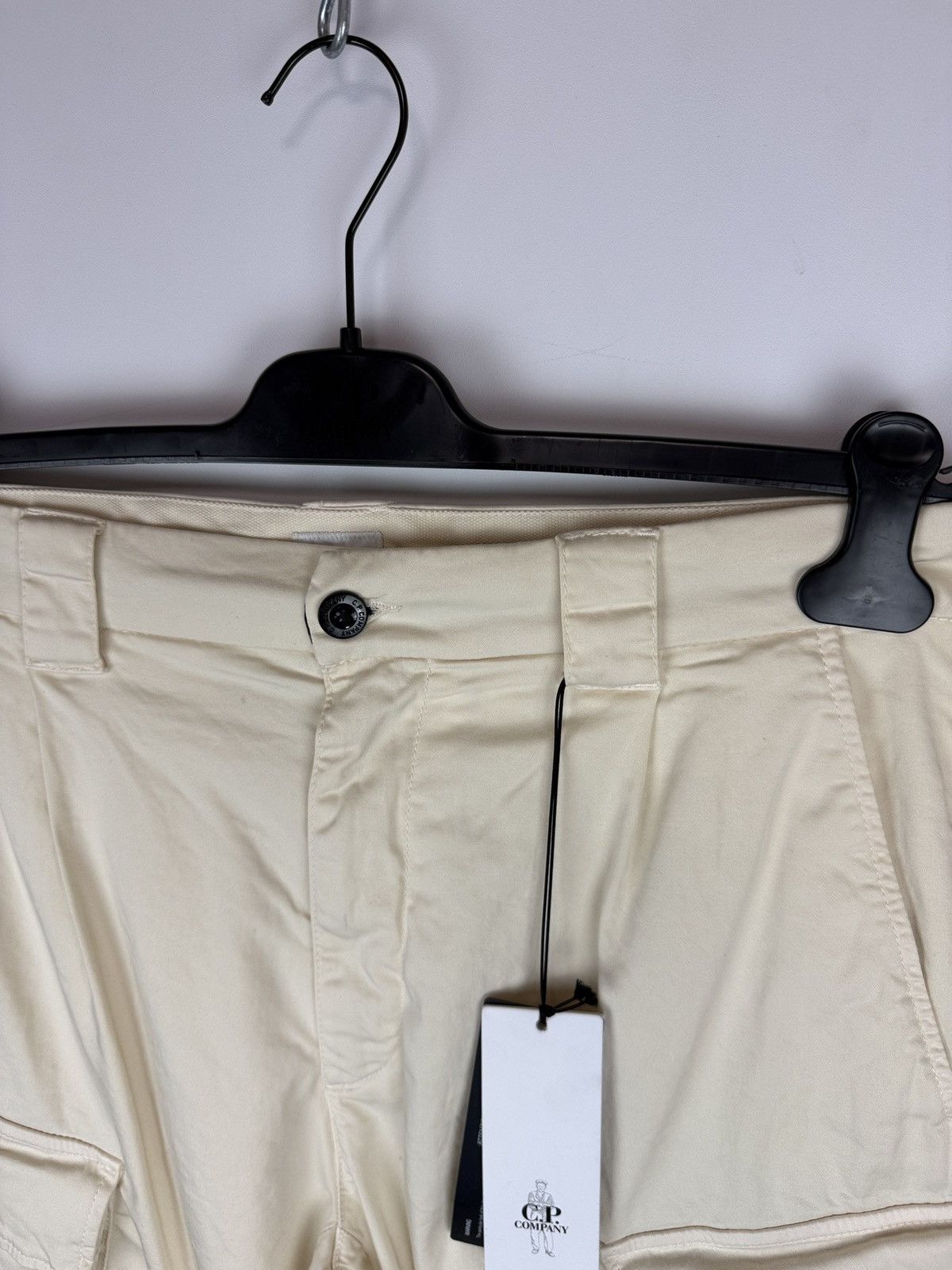 C.P. Company Off-white C.P. Company cargo trousers (brand new with tags) Size US 32 / EU 48 - 4 Thumbnail