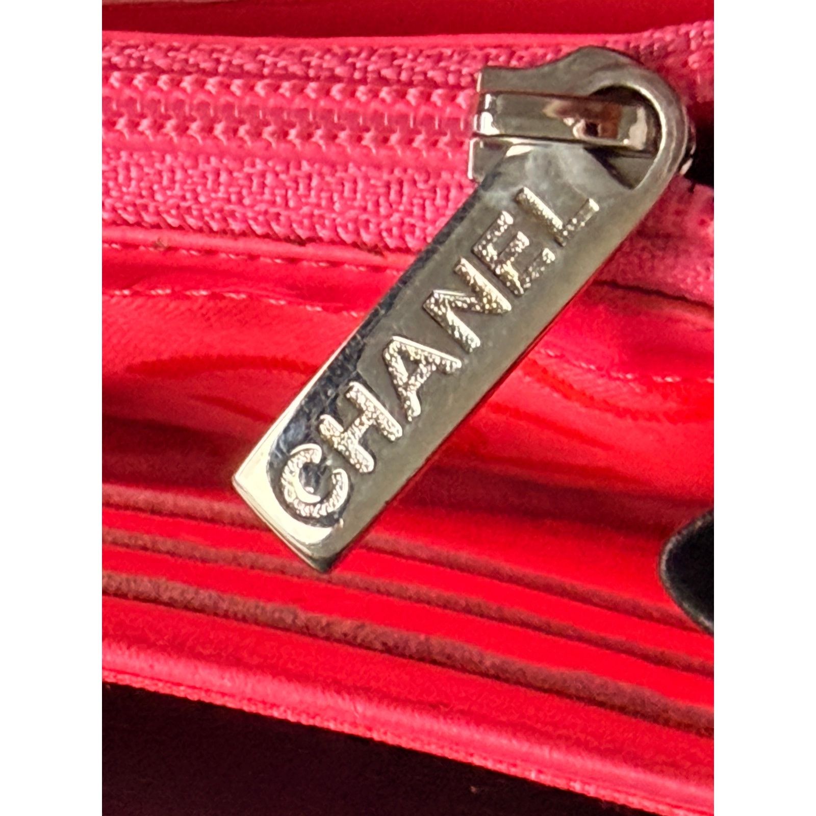 Chanel Calfskin Quilted Cambon Gusset Flap Wallet Black Size ONE SIZE - 9 Thumbnail