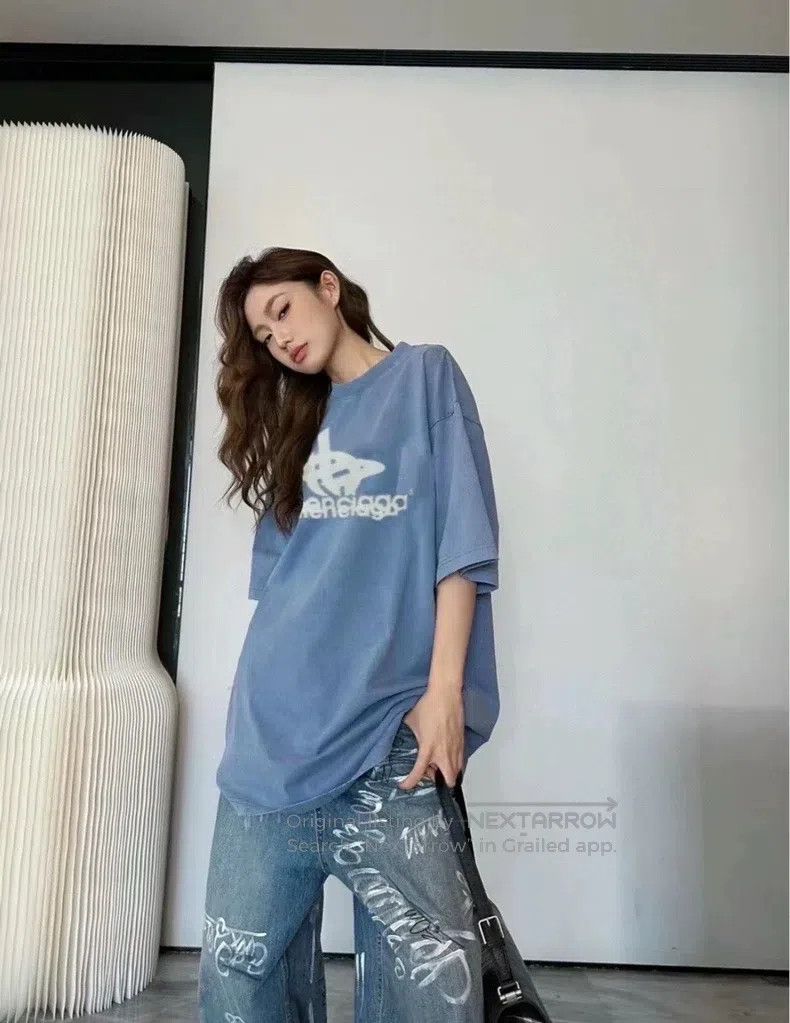Balenciaga Balenciaga Letter Logo Printed Round Neck Short Sleeve T-S Size US XL / EU 56 / 4 - 9 Thumbnail