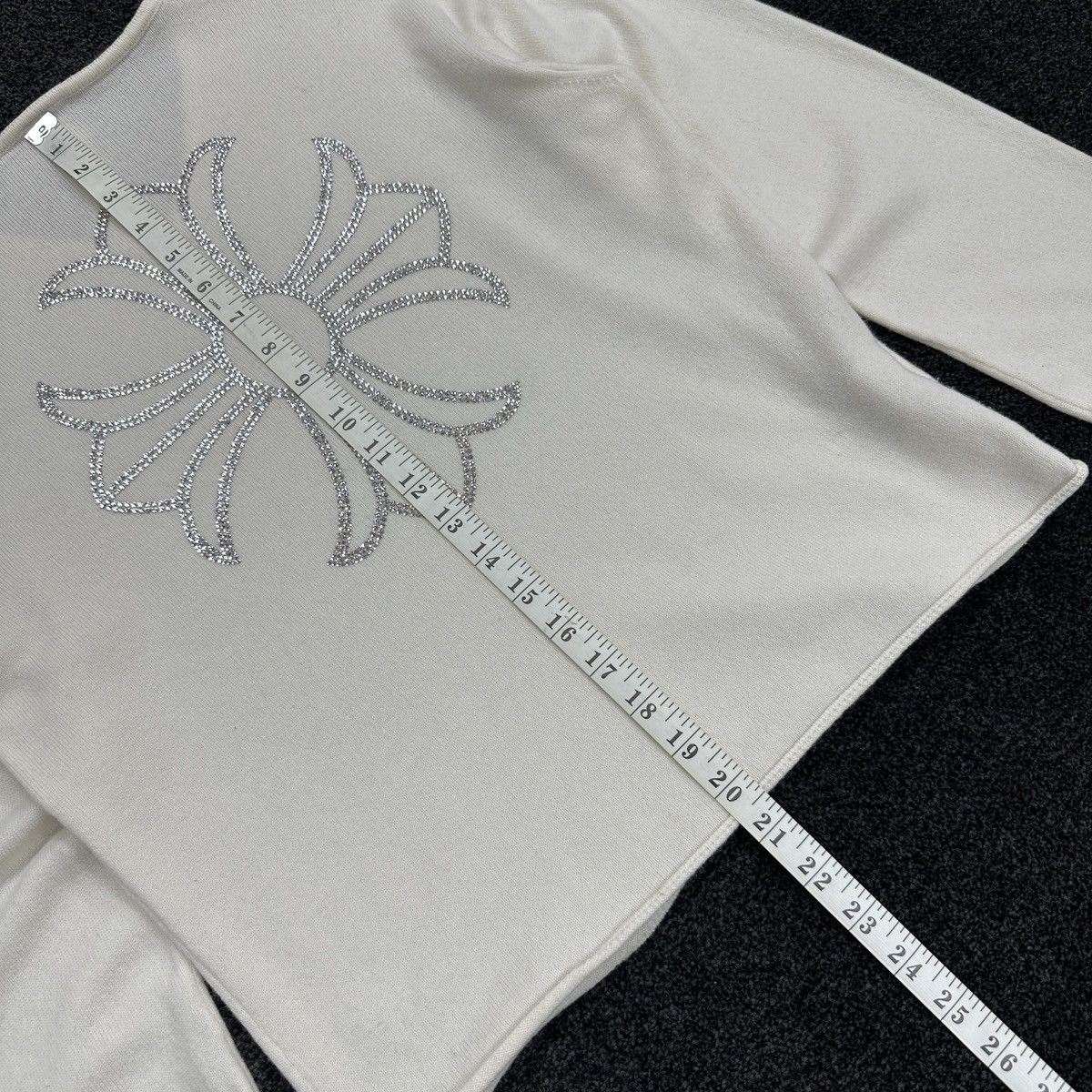 Chrome Hearts Chrome Hearts Cashmere V Neck Plus Rhinestone Sweater Medium Size M / US 6-8 / IT 42-44 - 11 Thumbnail
