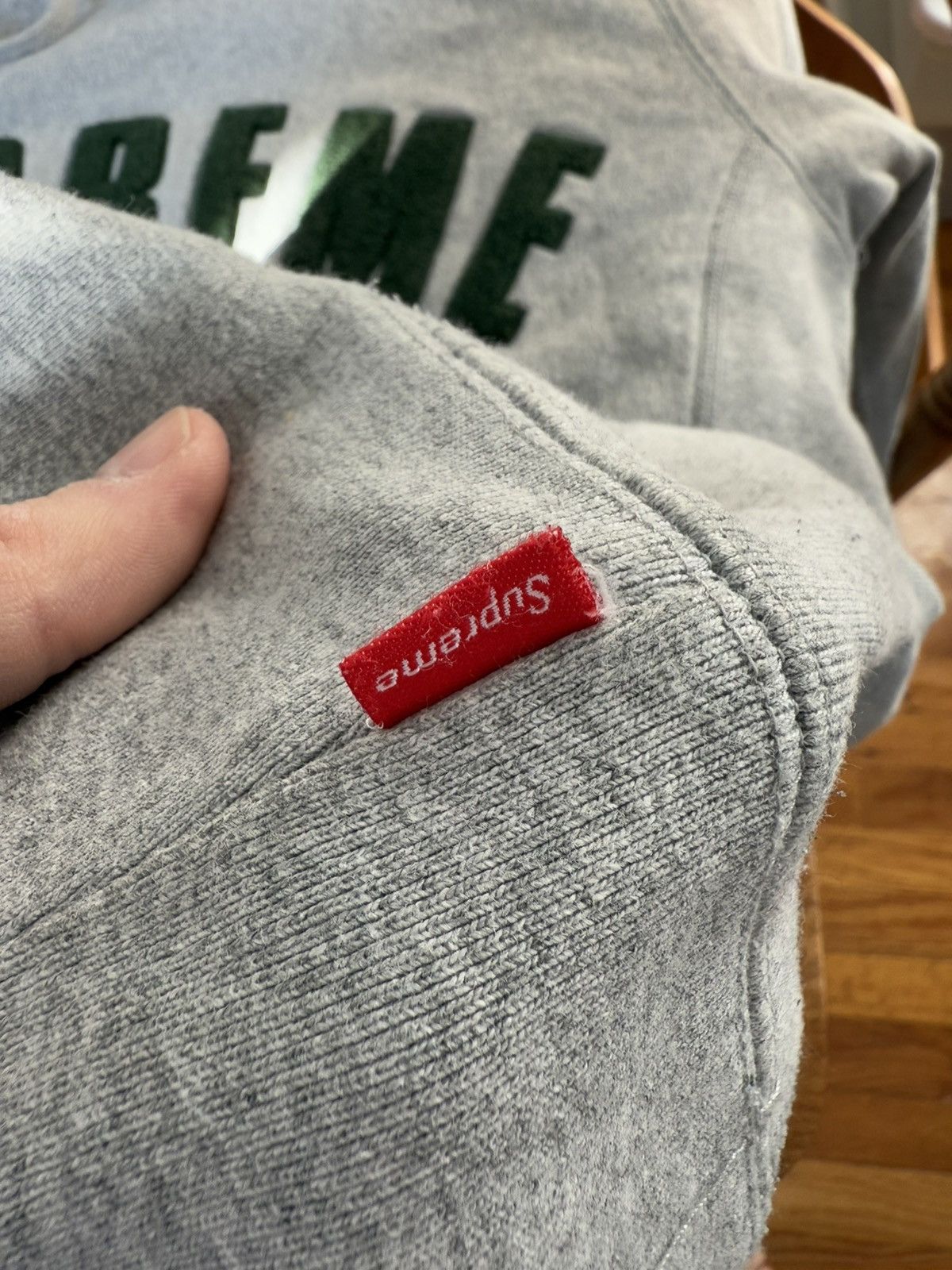 Supreme Supreme SS17 Grey Green Chenille Arc Logo Hoodie Size US M / EU 48-50 / 2 - 7 Thumbnail