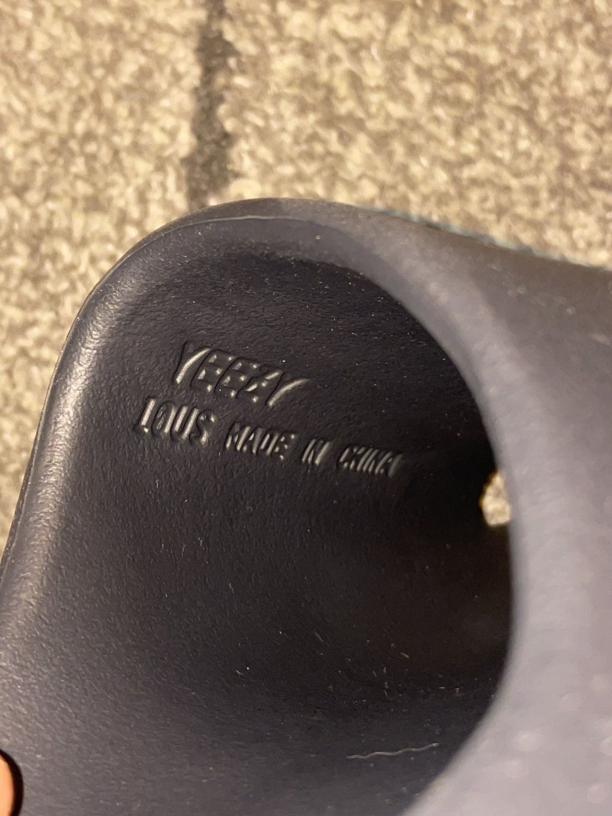 Yeezy Yeezy Slide Onyx US10/EU44,5 Size US 10 / EU 43 - 8 Thumbnail