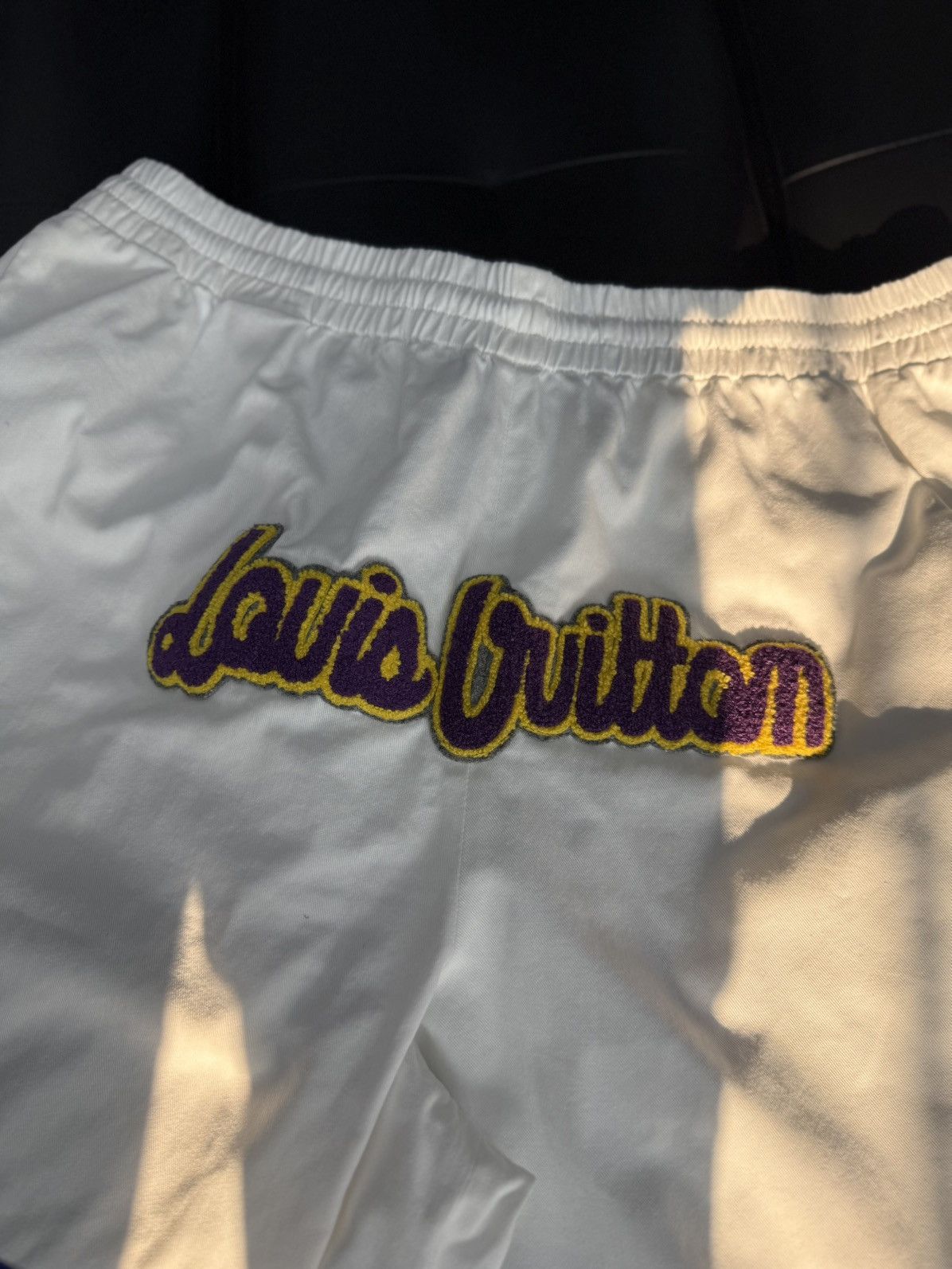 Louis Vuitton Louis Vuitton NBA Shorts Size 4L RARE Pre Owned Size US 38 / EU 54 - 2 Thumbnail
