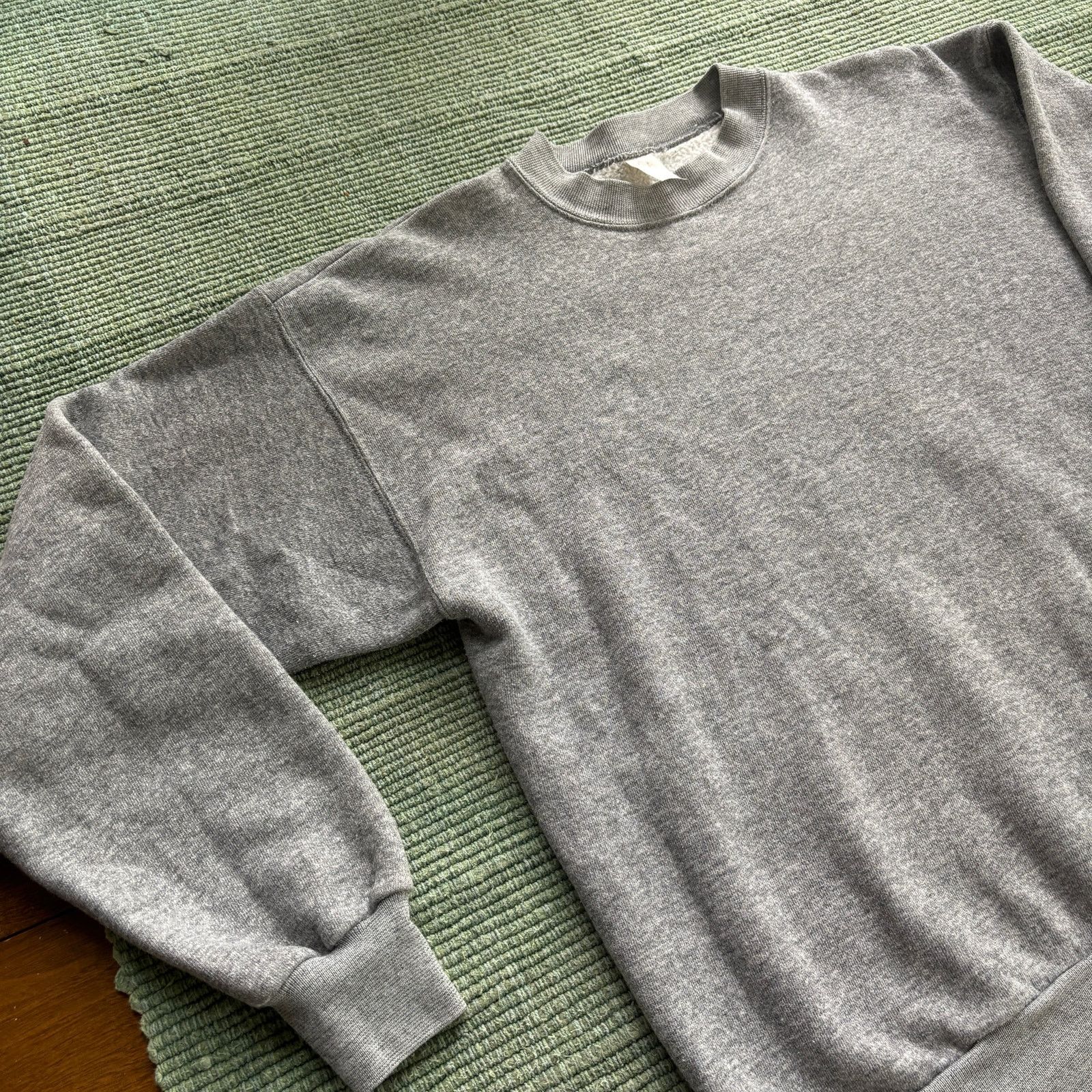 Vintage Vintage 70s Gray Cotton Blend Blank Long Sleeve Sweatshirt Size US M / EU 48-50 / 2 - 3 Thumbnail
