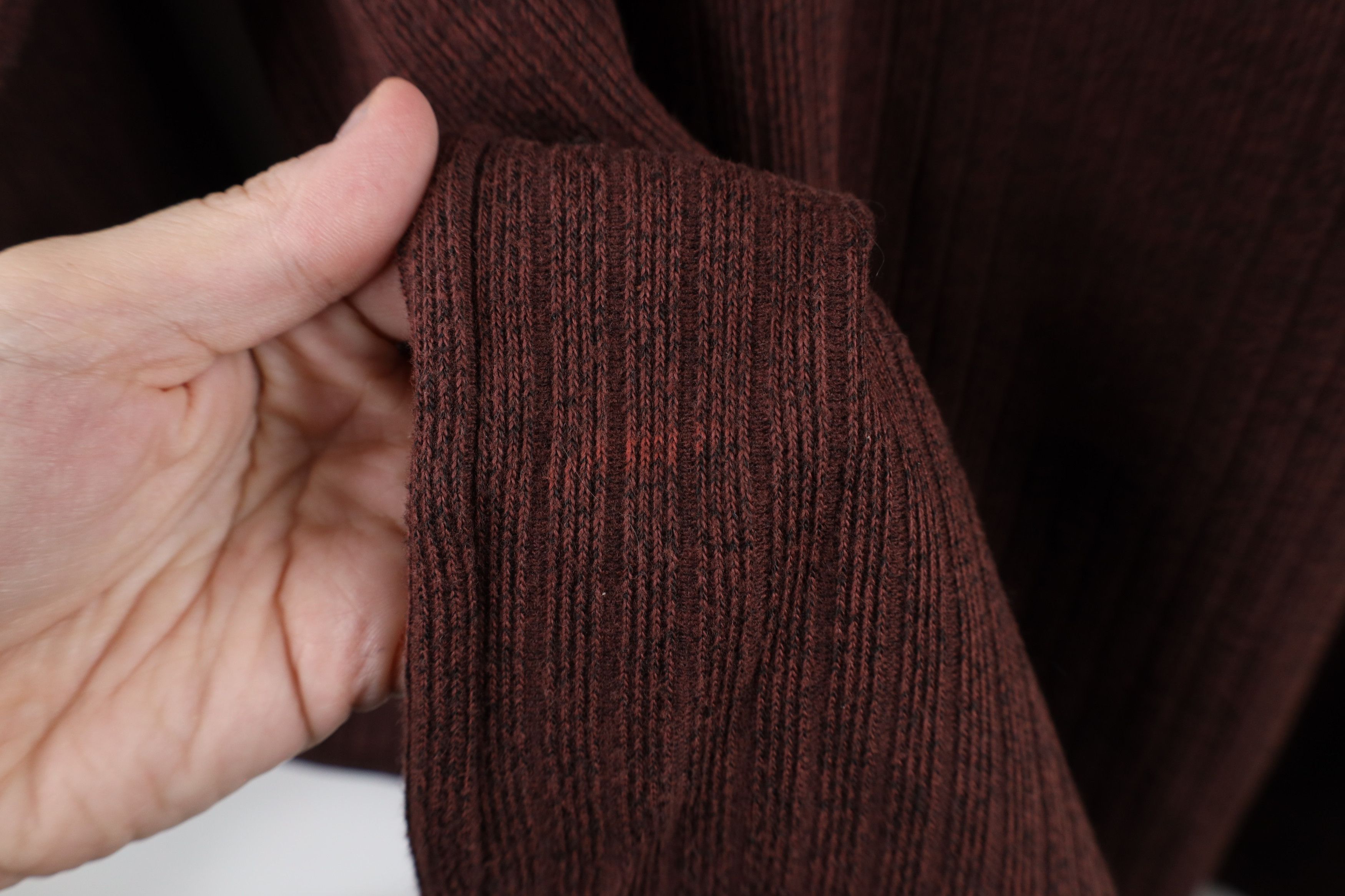 Vintage Vintage 90s Streetwear Ribbed Knit Long Sleeve T-Shirt Red Size US L / EU 52-54 / 3 - 10 Thumbnail