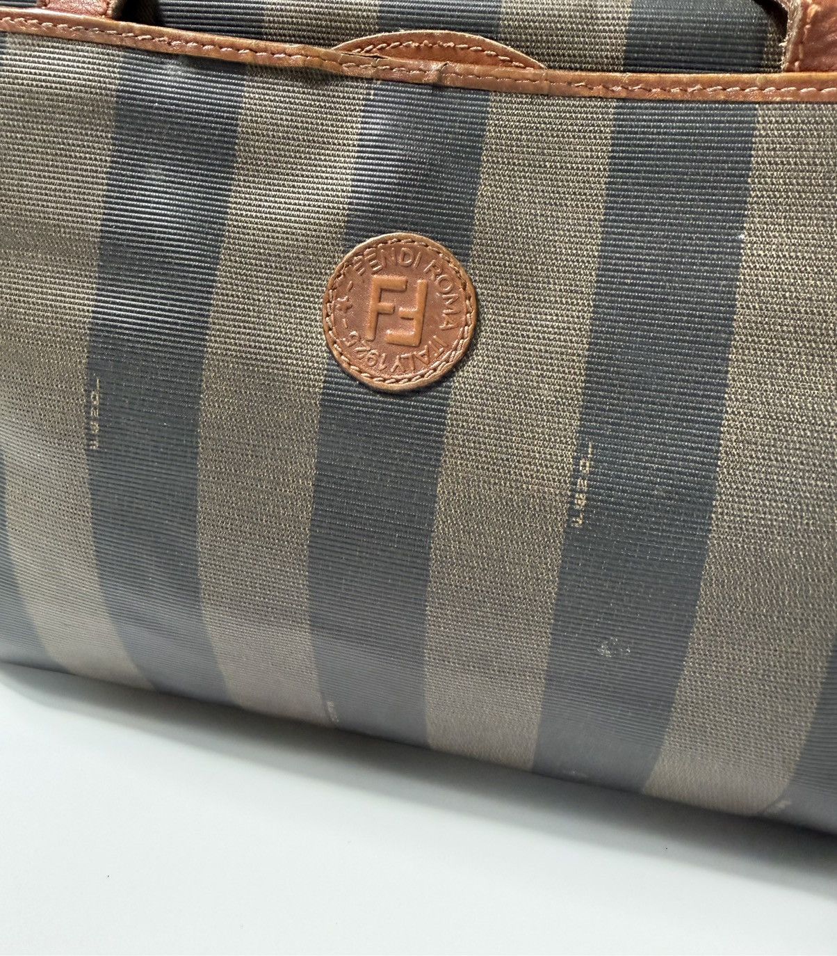 Fendi Vintage Fendi Leather Bag Size ONE SIZE - 7 Thumbnail