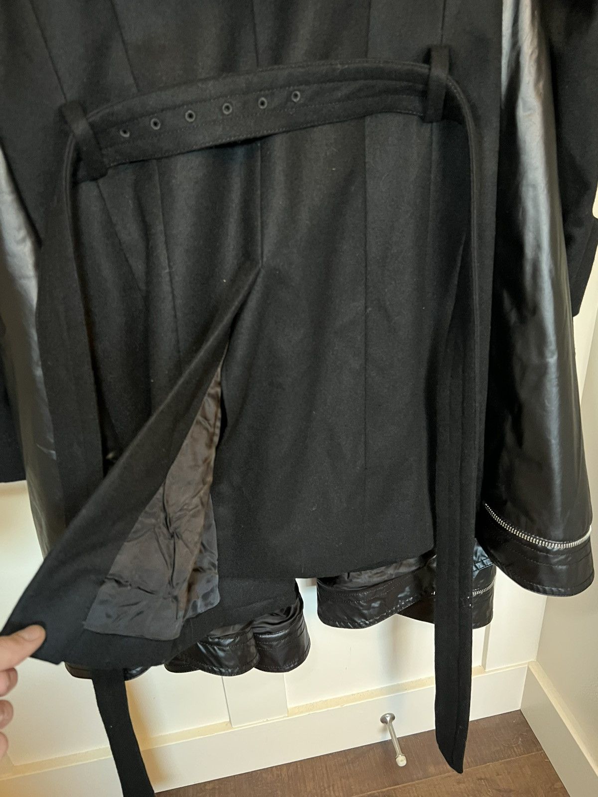 Juun.J JUUN.J Racoon and Rabbit hair multi layered wool long coat Size L / US 10 / IT 46 - 16 Thumbnail