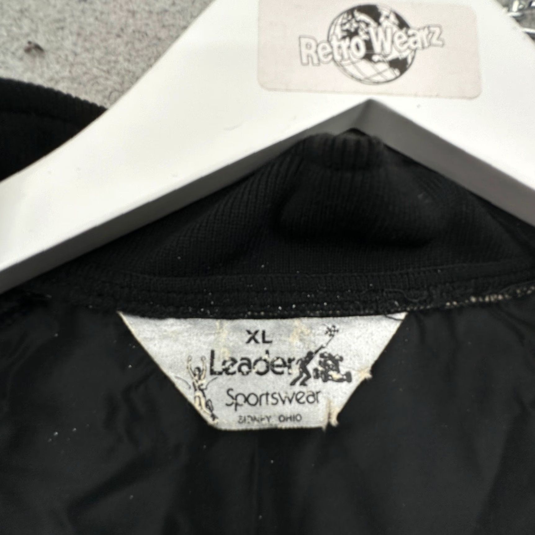 Vintage VINTAGE Leader Sportswear Bomber Nylon Jacket Mens XL Pockets Full Zip Black 80s Men Jacket Size US XL / EU 56 / 4 - 2 Thumbnail