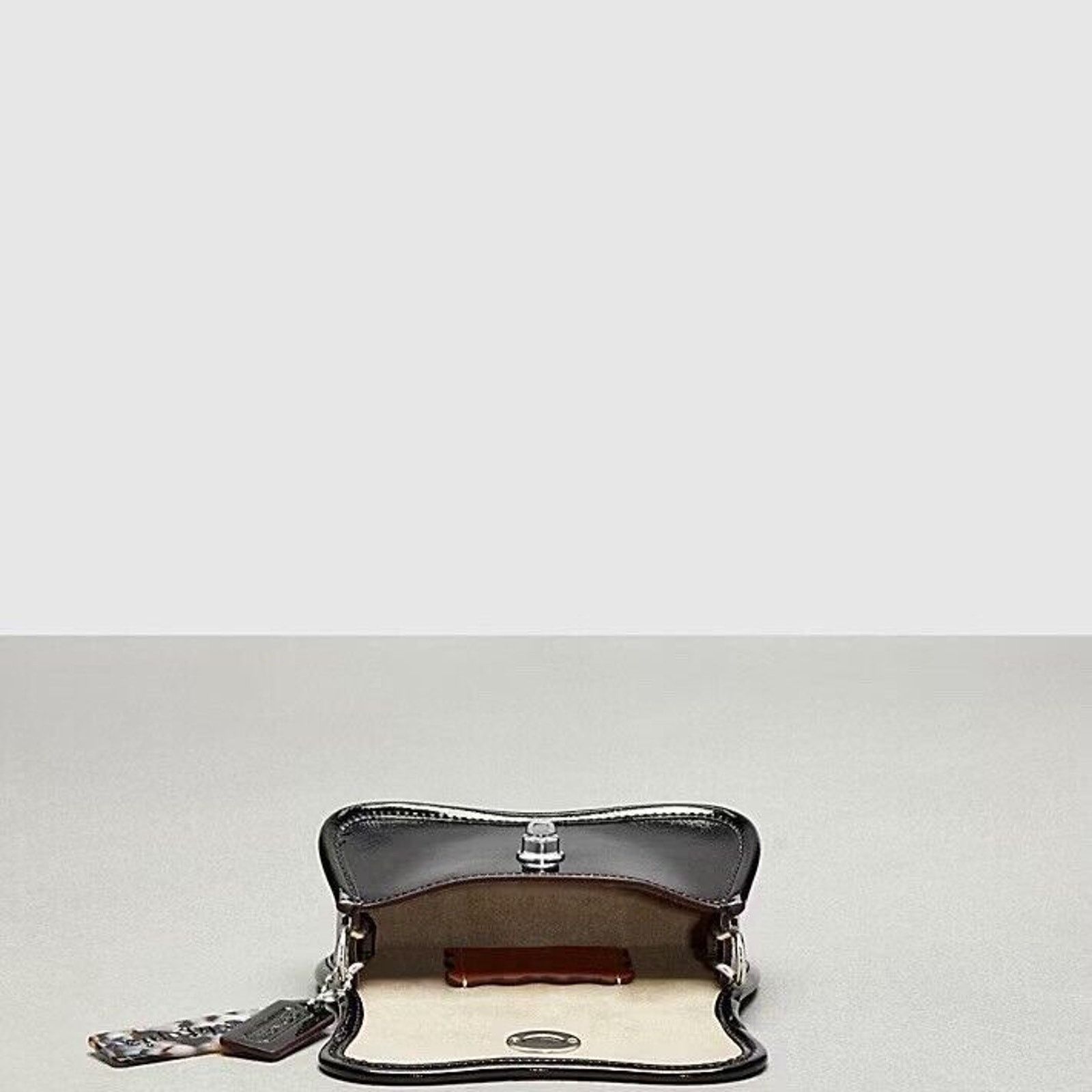 Coach NWT Coach Retail CQ853 Mini Wavy Dinky Bag Size ONE SIZE - 10 Thumbnail