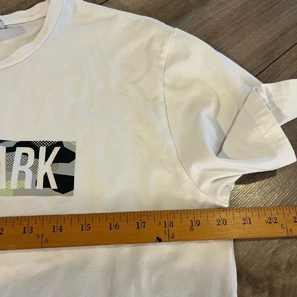 Gymshark GymShark White Athletic Workout TShirt Men Medium Bin D-200 Size US M / EU 48-50 / 2 - 5 Thumbnail