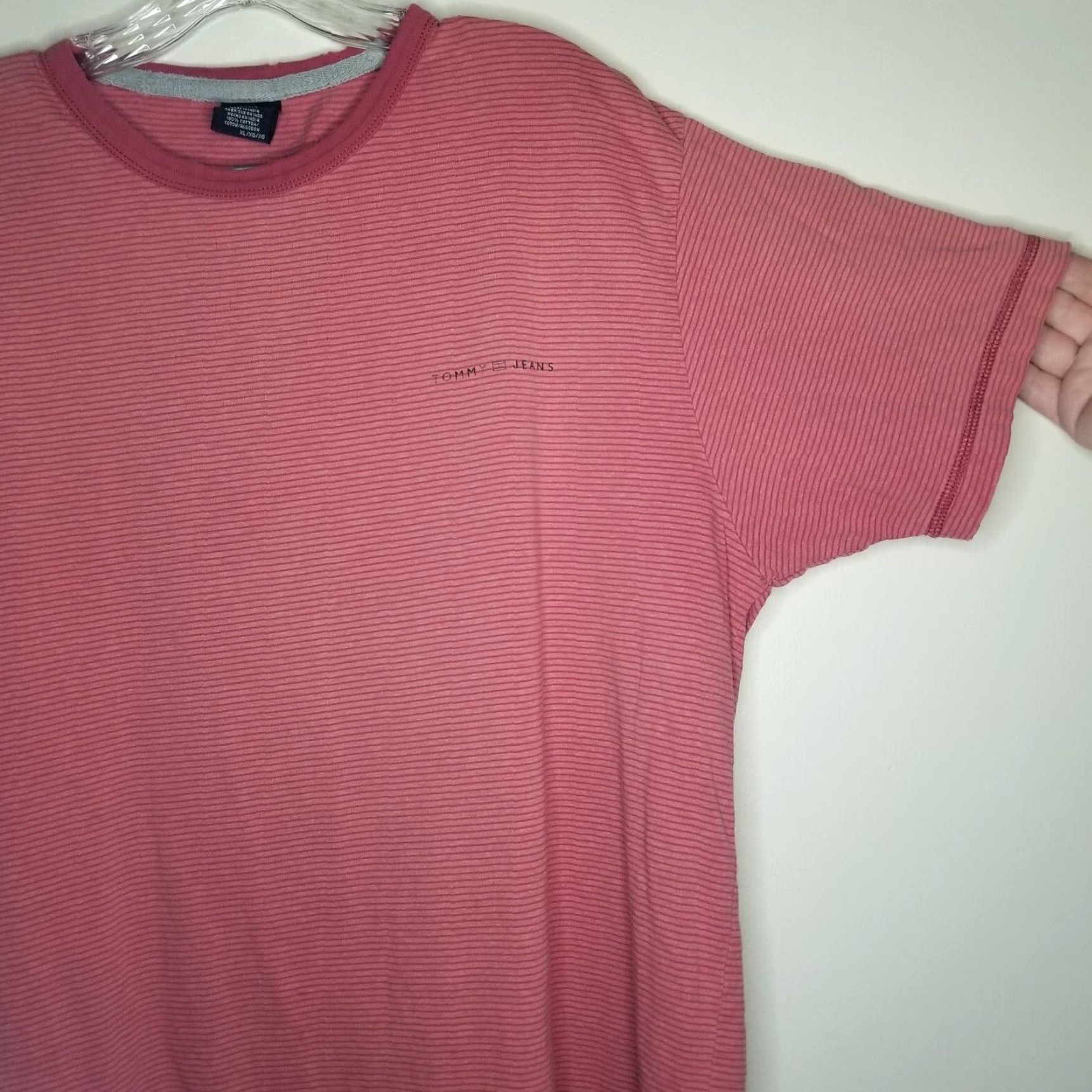 Tommy Hilfiger Tommy Jeans Red Striped Short Sleeve Shirt XL Men Size US XL / EU 56 / 4 - 3 Thumbnail