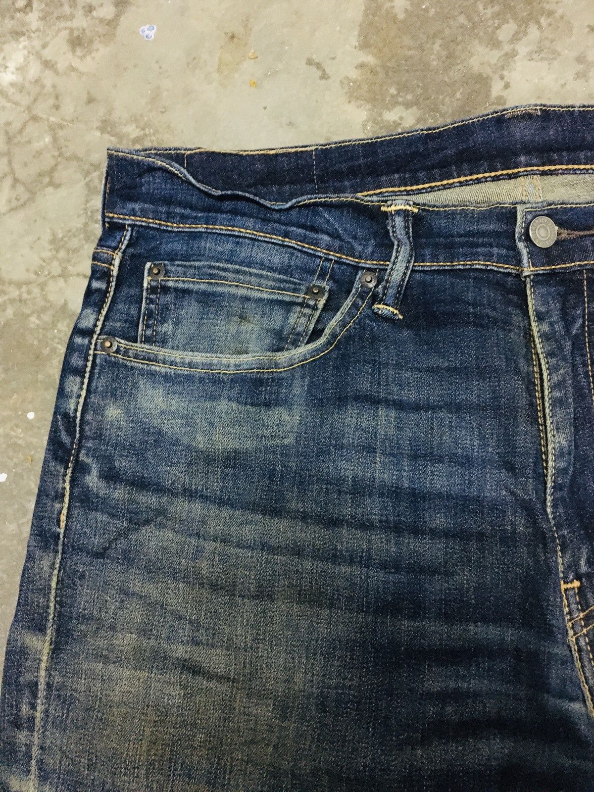 Levi's Levis Lot 541 Distressed Jeans (15) Size US 37 - 5 Thumbnail
