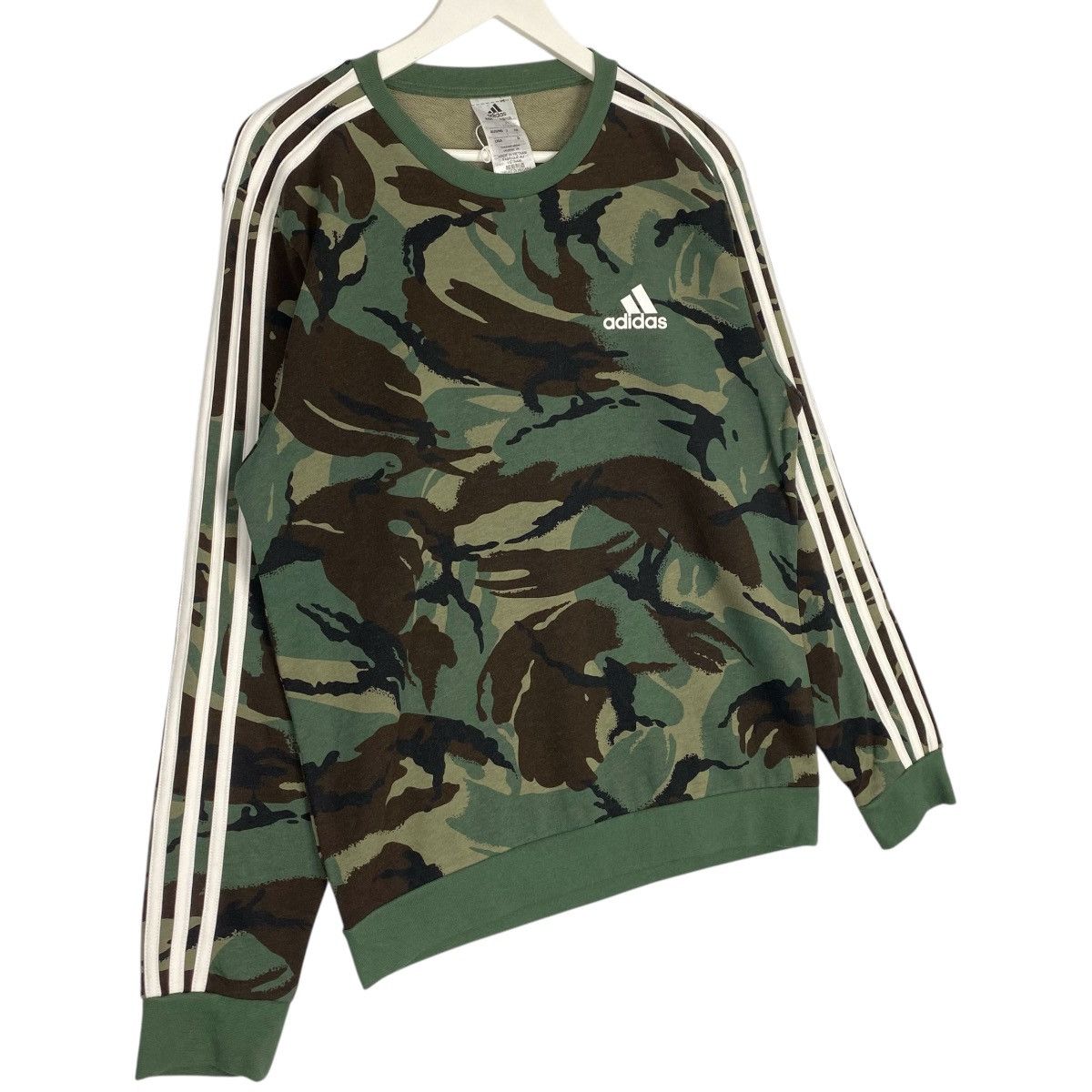 Vintage Vintage Adidas Sweatshirt Crewneck Camouflage Green Size L Size US L / EU 52-54 / 3 - 3 Thumbnail