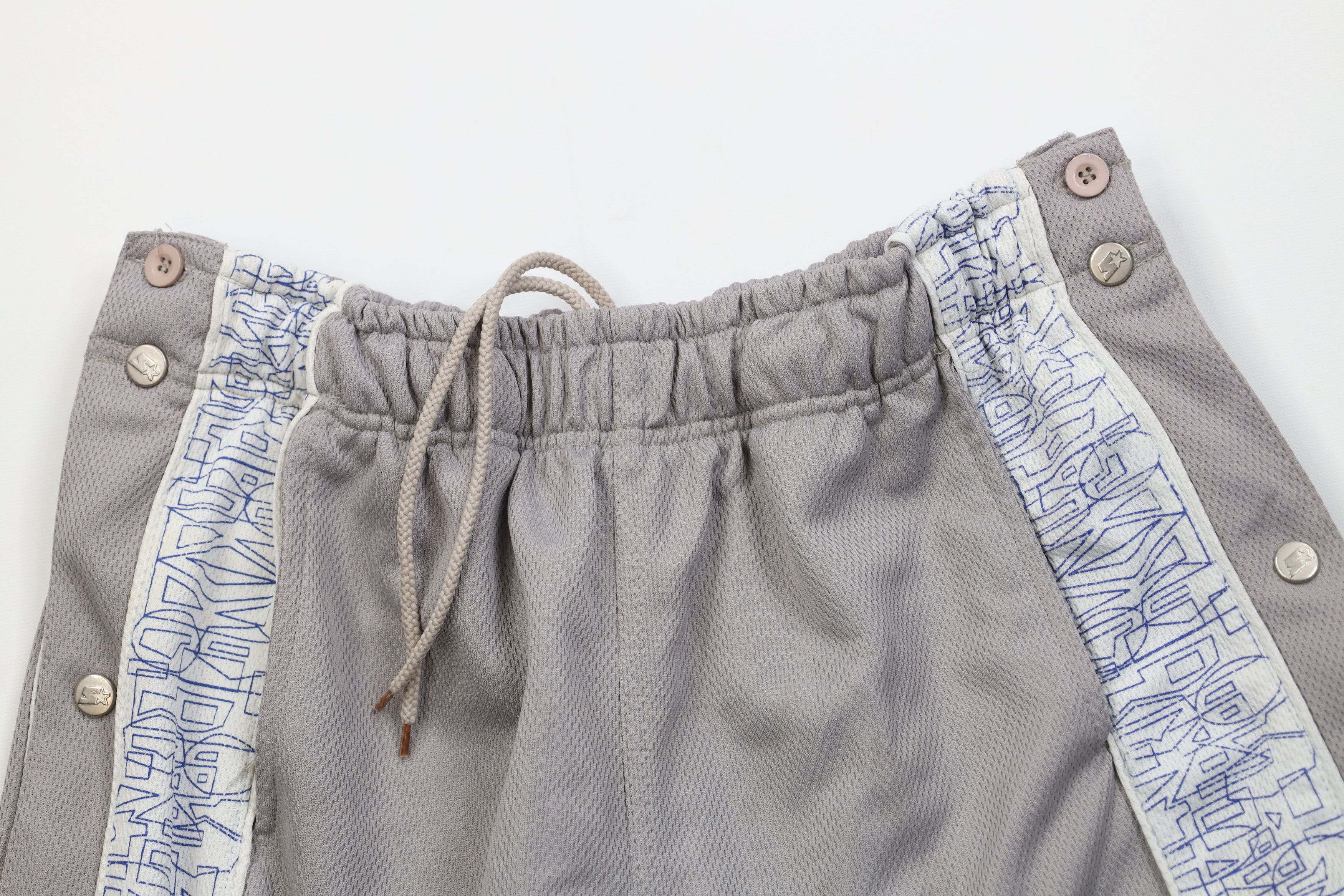 Starter Vintage 90s Starter University of Kentucky Tearaway Shorts Size US 34 / EU 50 - 2 Thumbnail