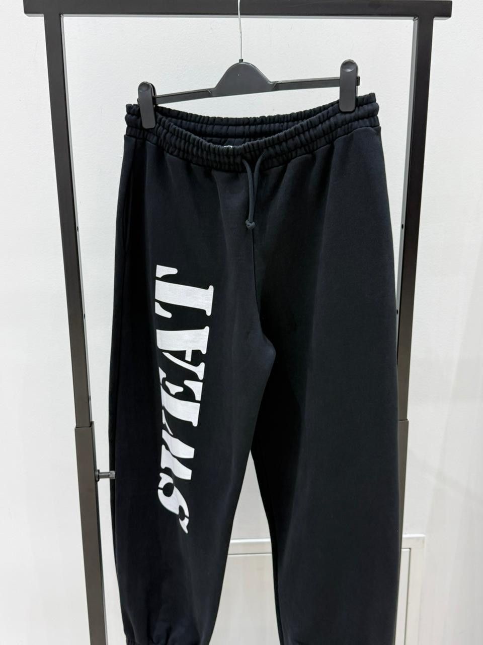 Vetements CC28 Logo Detail Cotton Track-Pant in Black Size US 32 / EU 48 - 2 Thumbnail