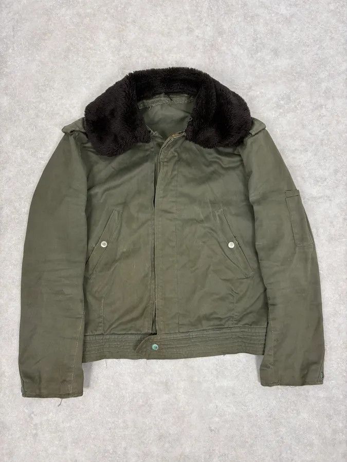 Vintage 1960s U.S. Army Khaki Military Fur Collar Jacket Size US S / EU 44-46 / 1 - 2 Thumbnail