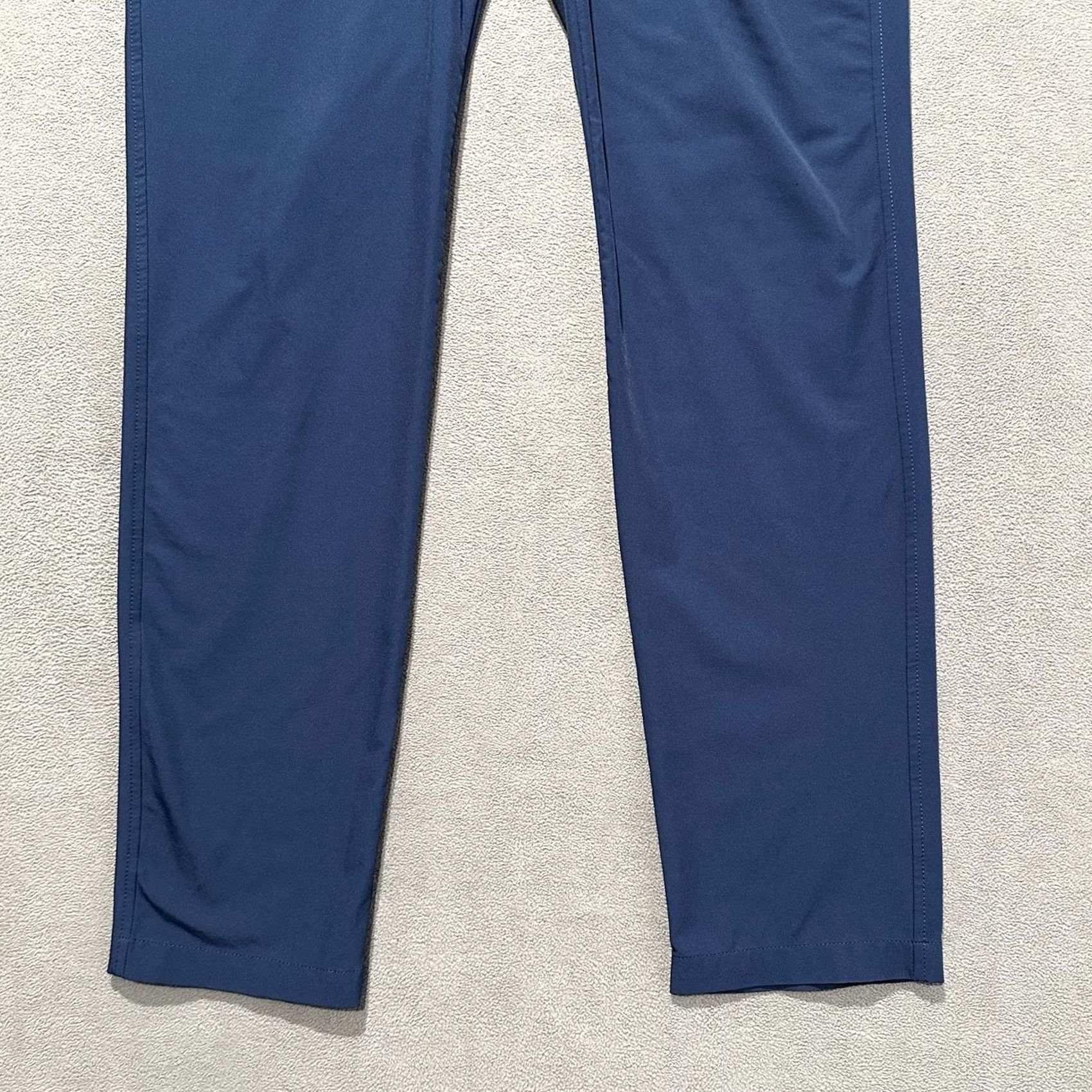 Under Armour Under Armour Golf Pants Mens 34x34 Blue Stretch Khakis Regular Inseam 34 EUC Size US 34 / EU 50 - 5 Thumbnail