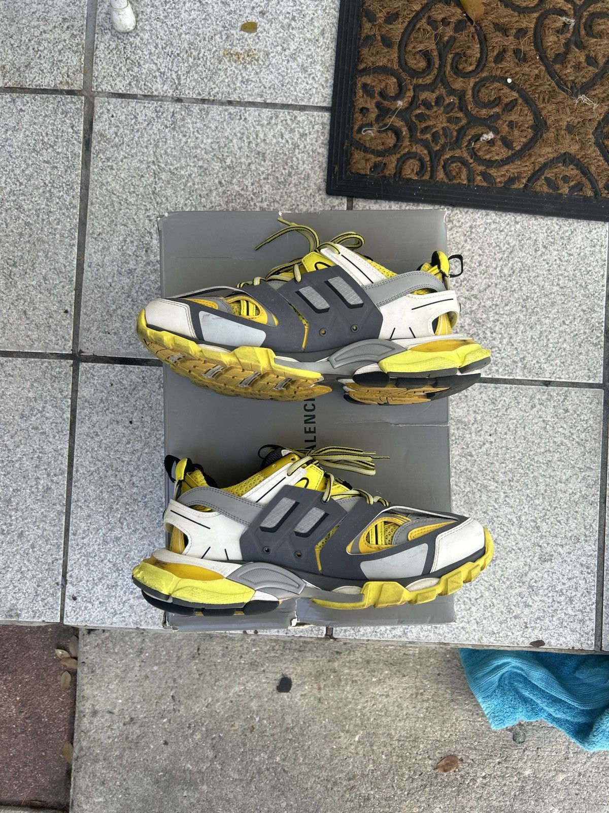 Balenciaga Track Runner Size US 8 / EU 41 - 2 Thumbnail