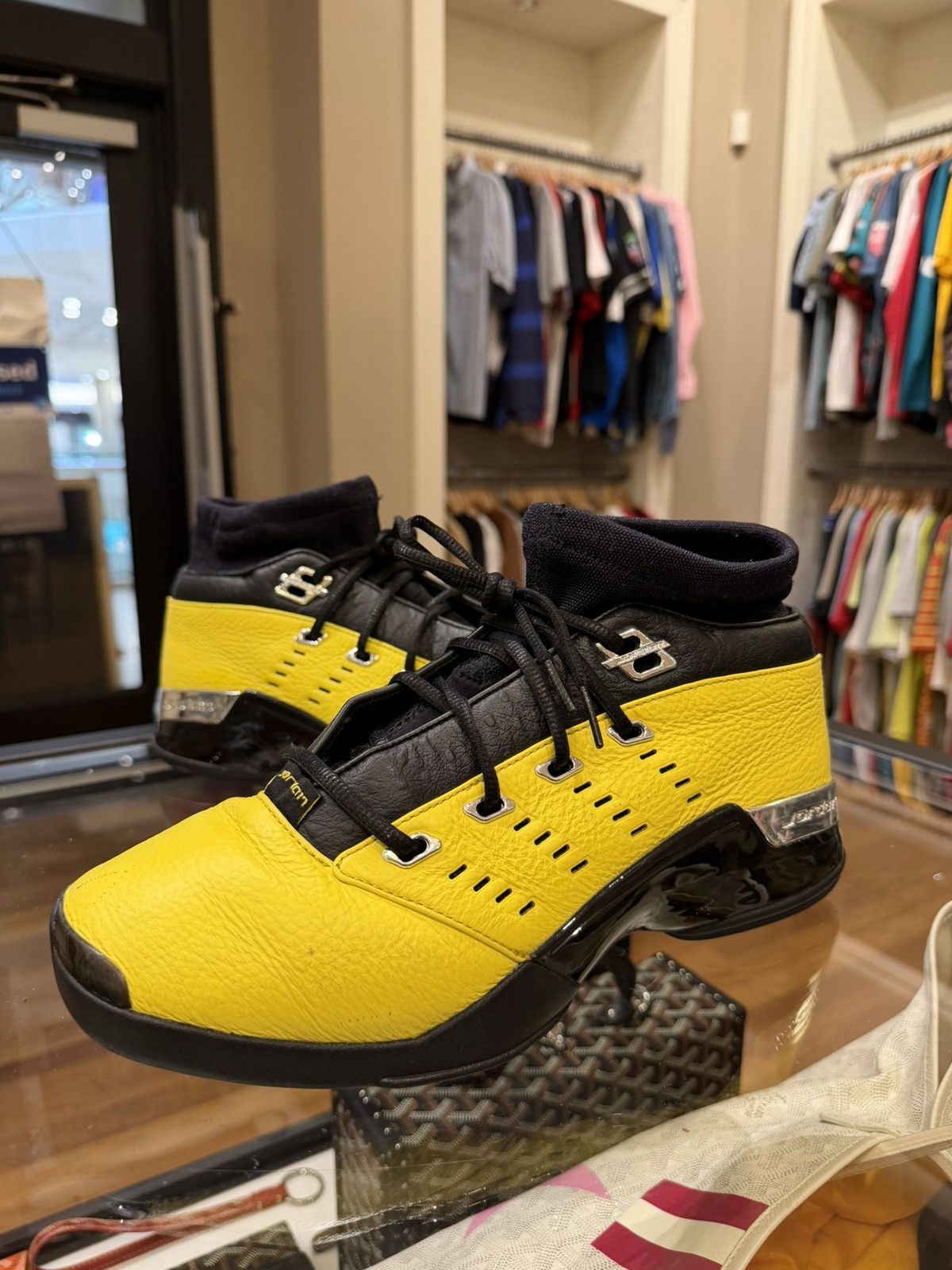 Jordan Brand SoleFly x Air Jordan 17 Retro Low 'Reverse Lightning' Size US 9 / EU 42 - 1 Thumbnail