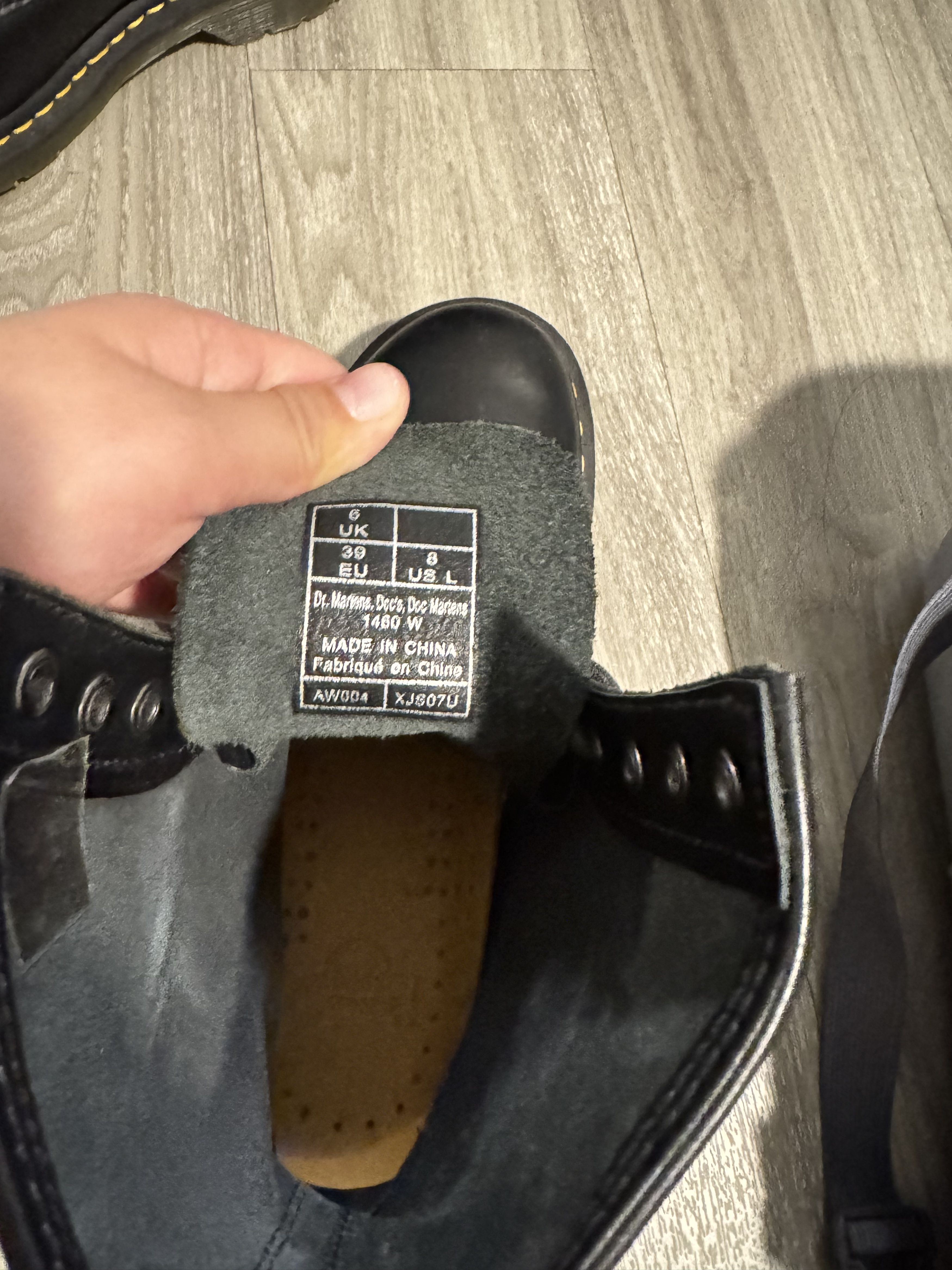 Dr. Martens Dr. Martens Boots Size US 8 / EU 41 - 2 Thumbnail