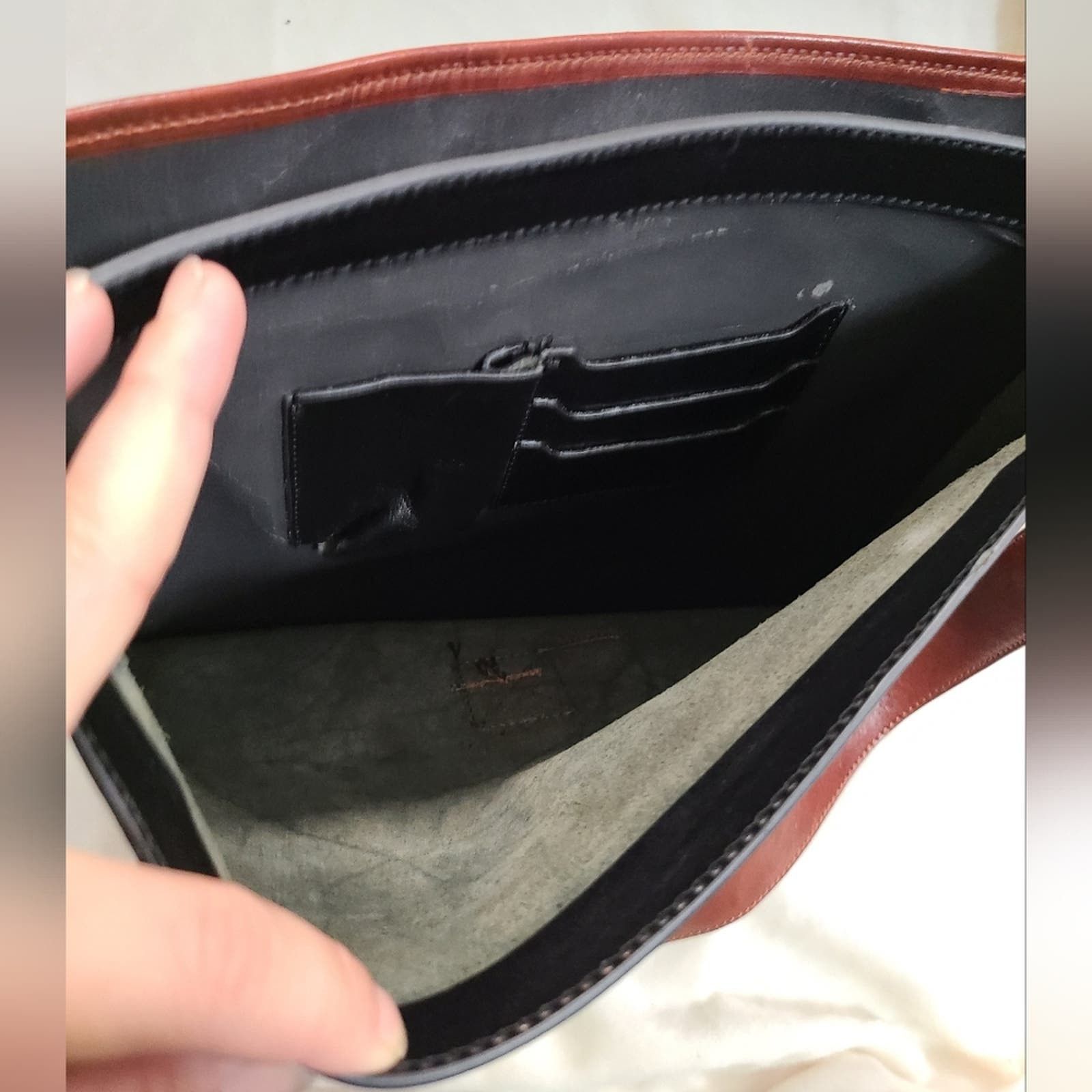 Vera Pelle Vera Pelle Leather Messenger Bag Size ONE SIZE - 2 Thumbnail