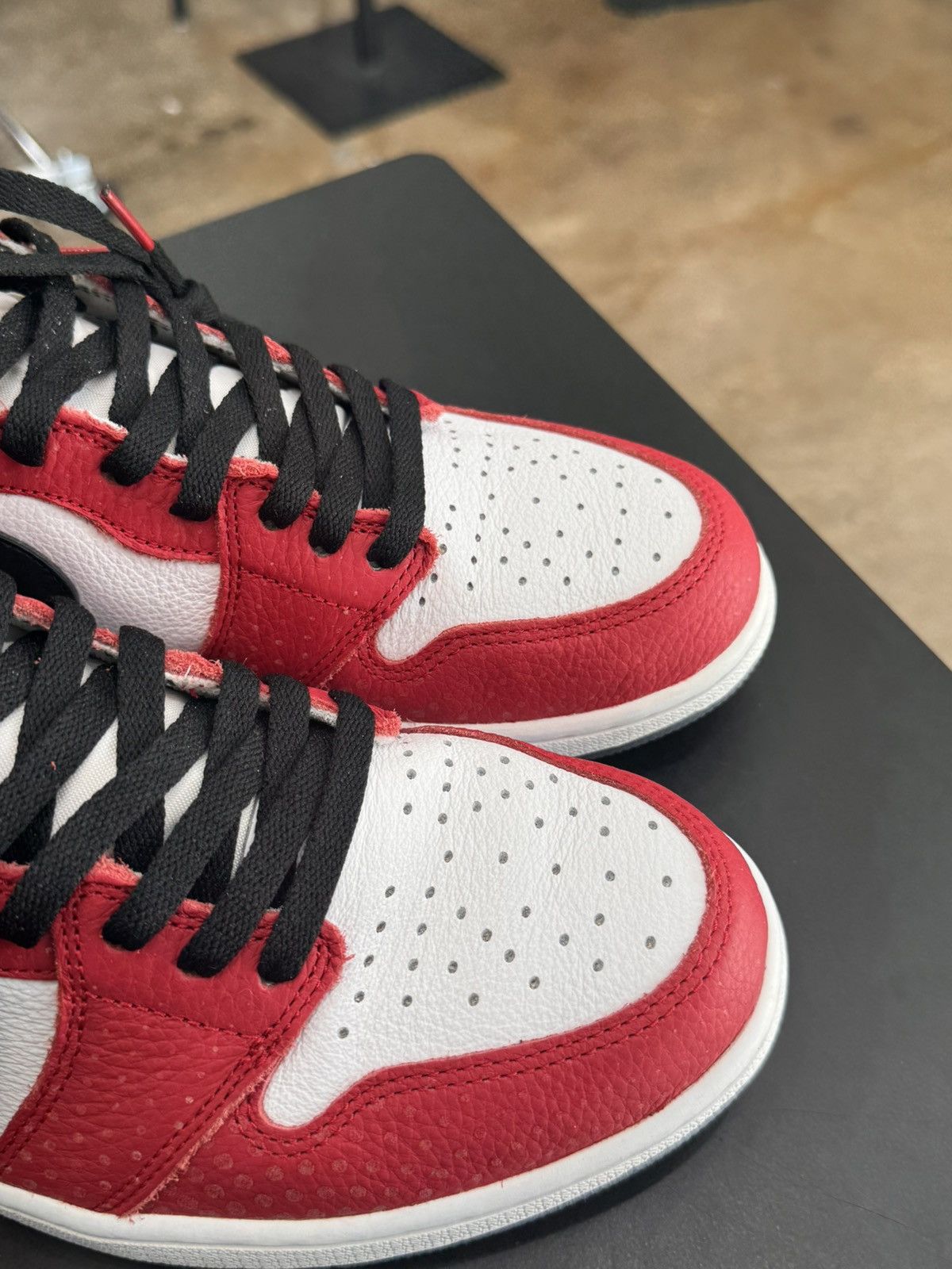 Jordan Brand Air Jordan 1 High Spider-Man Origin Story Size 10.5 (2018) Size US 10.5 / EU 43-44 - 7 Thumbnail