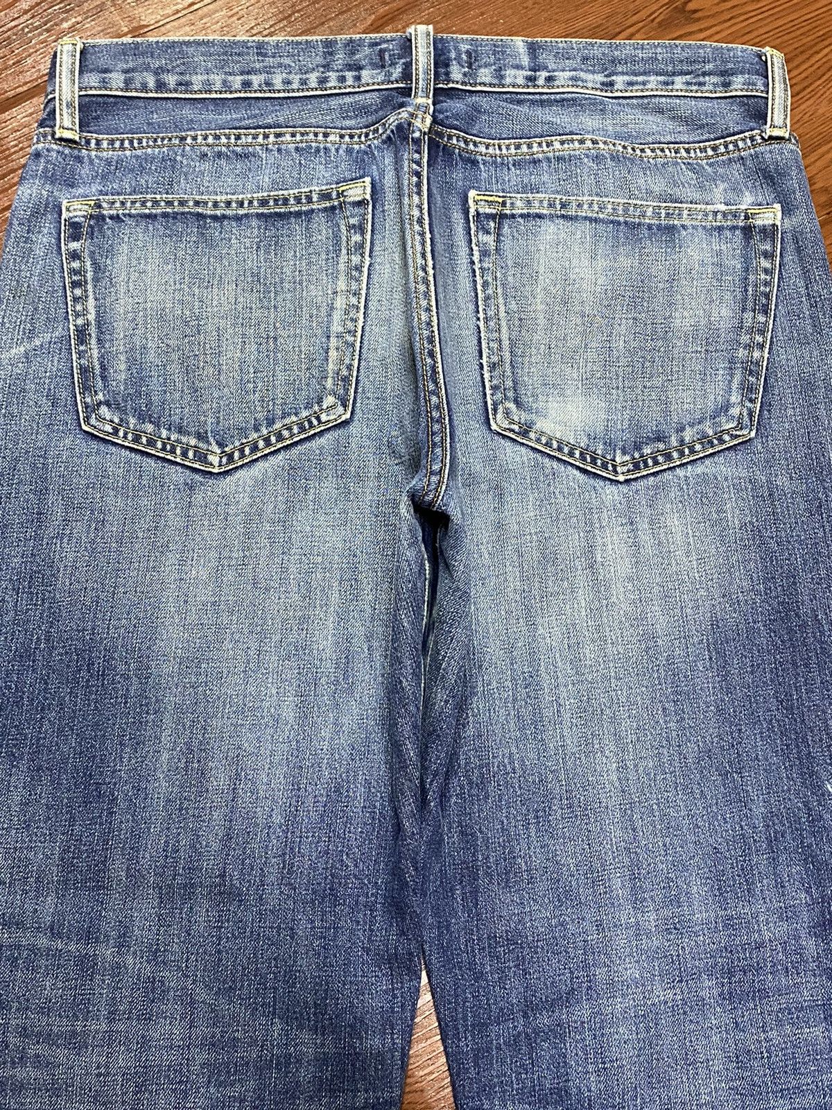 Jun Takahashi Vintage Uniqlo UJ Blue Wash Patched Loose Jeans Size US 34 / EU 50 - 4 Thumbnail