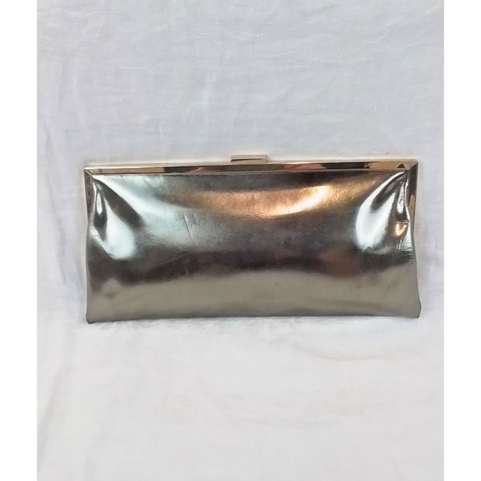 Hobo Hobo International Clutch Purse Metallic Gold w Animal Print Size ONE SIZE - 2 Thumbnail